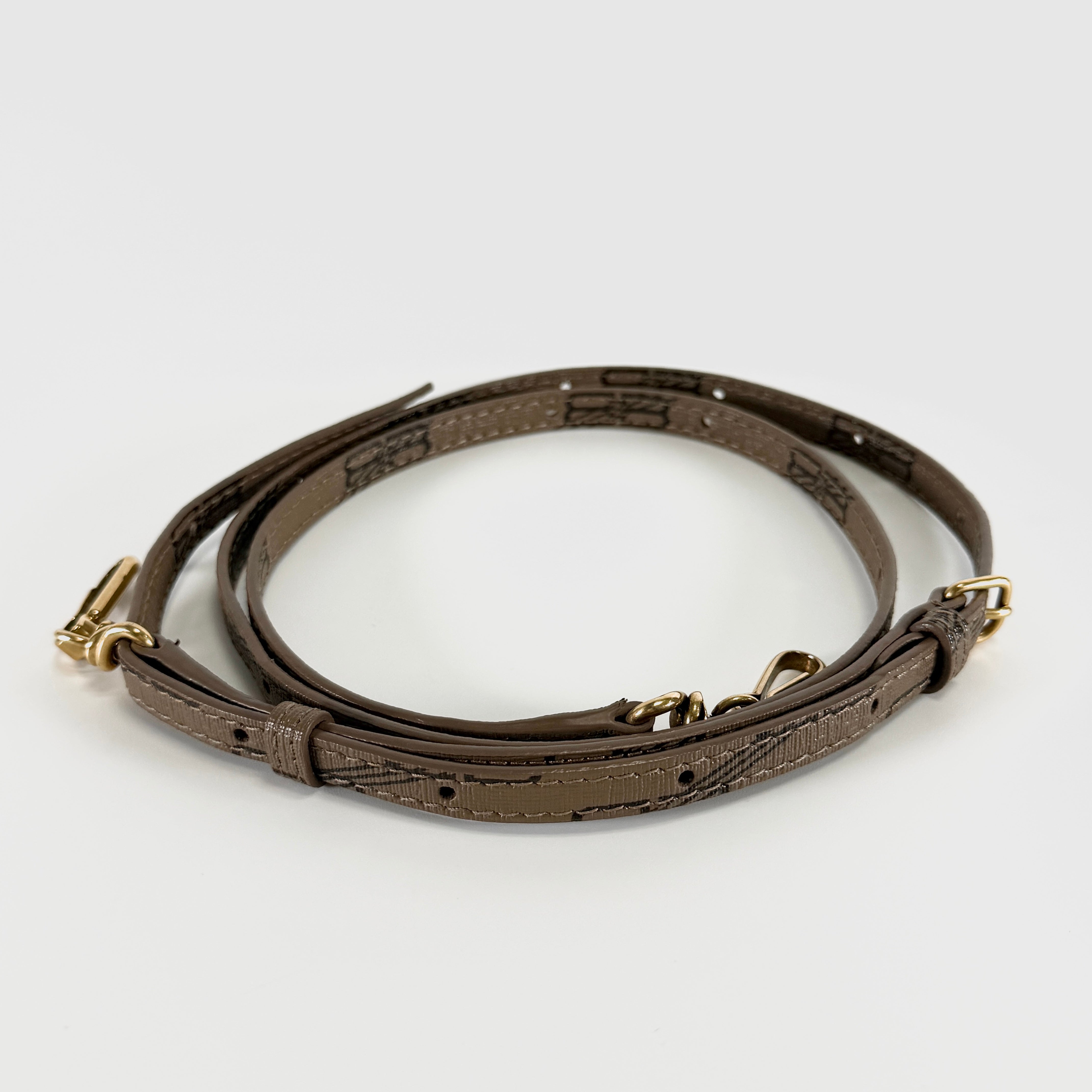 2607 secondhand BALENCIAGA shopping phone holder