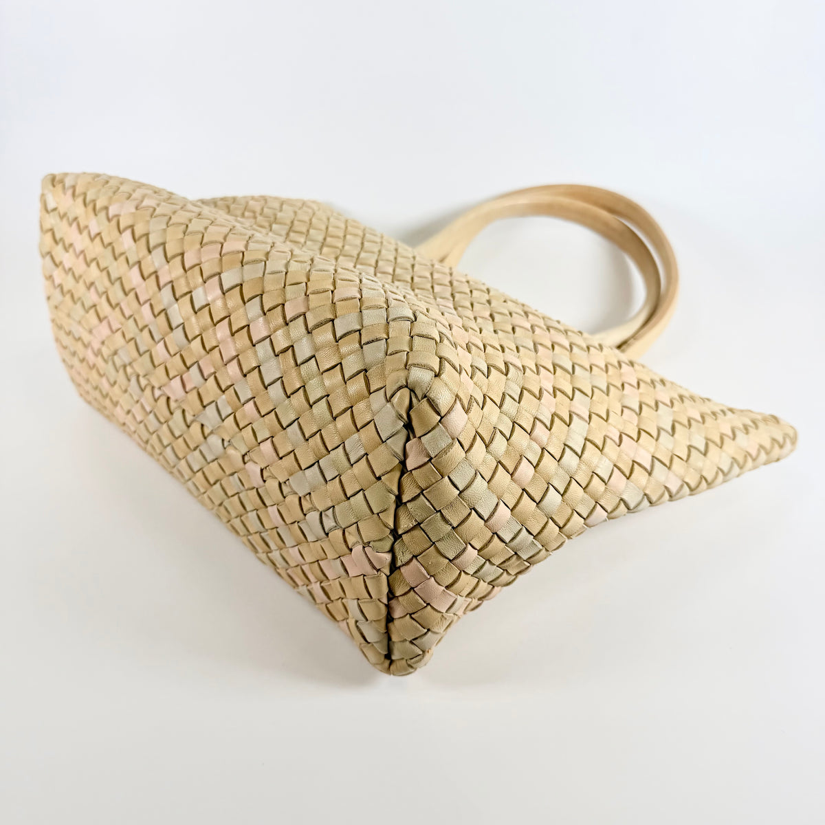 2608 secondhand BOTTEGA VENETA Intrecciato Tote Bag Beige
