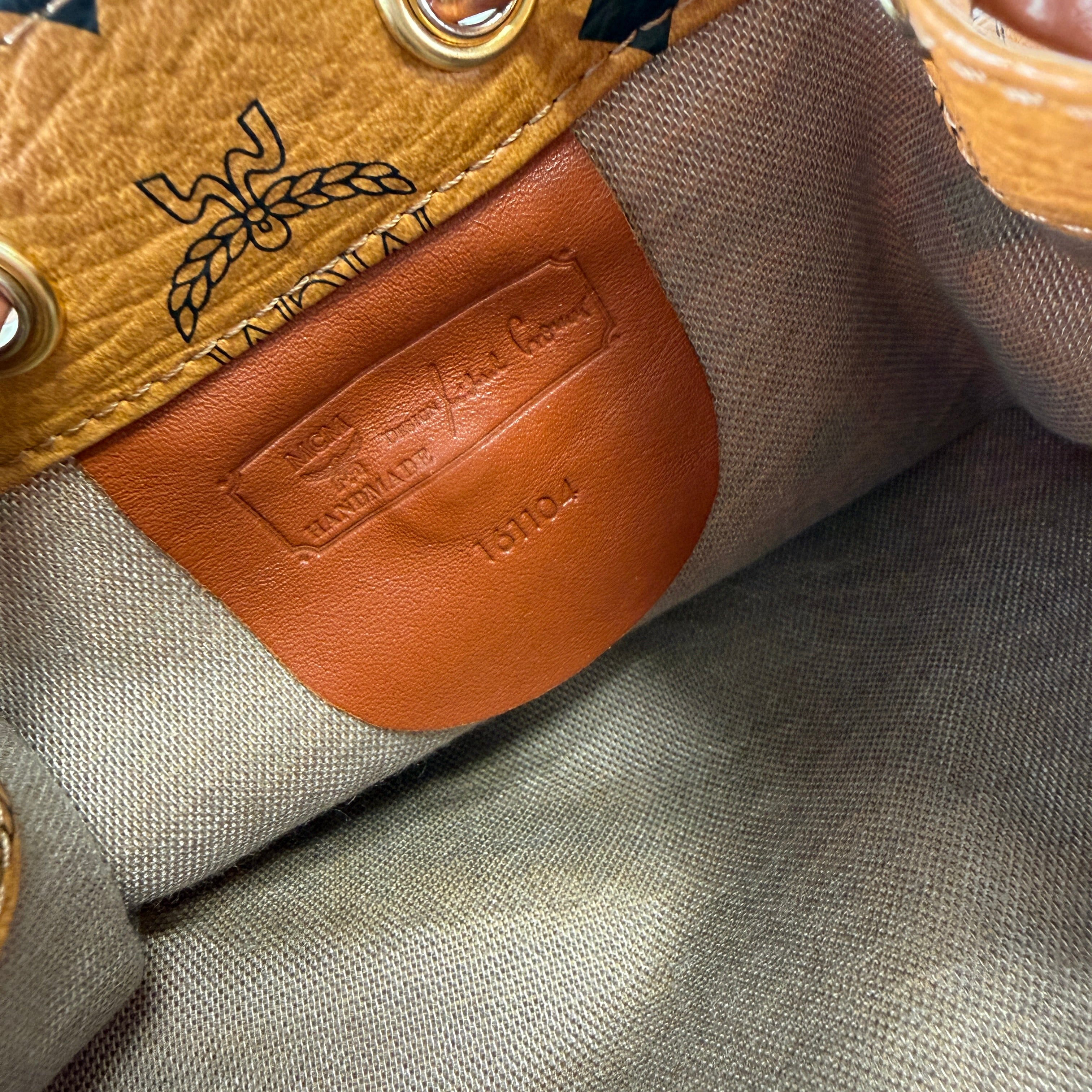 2606 secondhand MCM bag