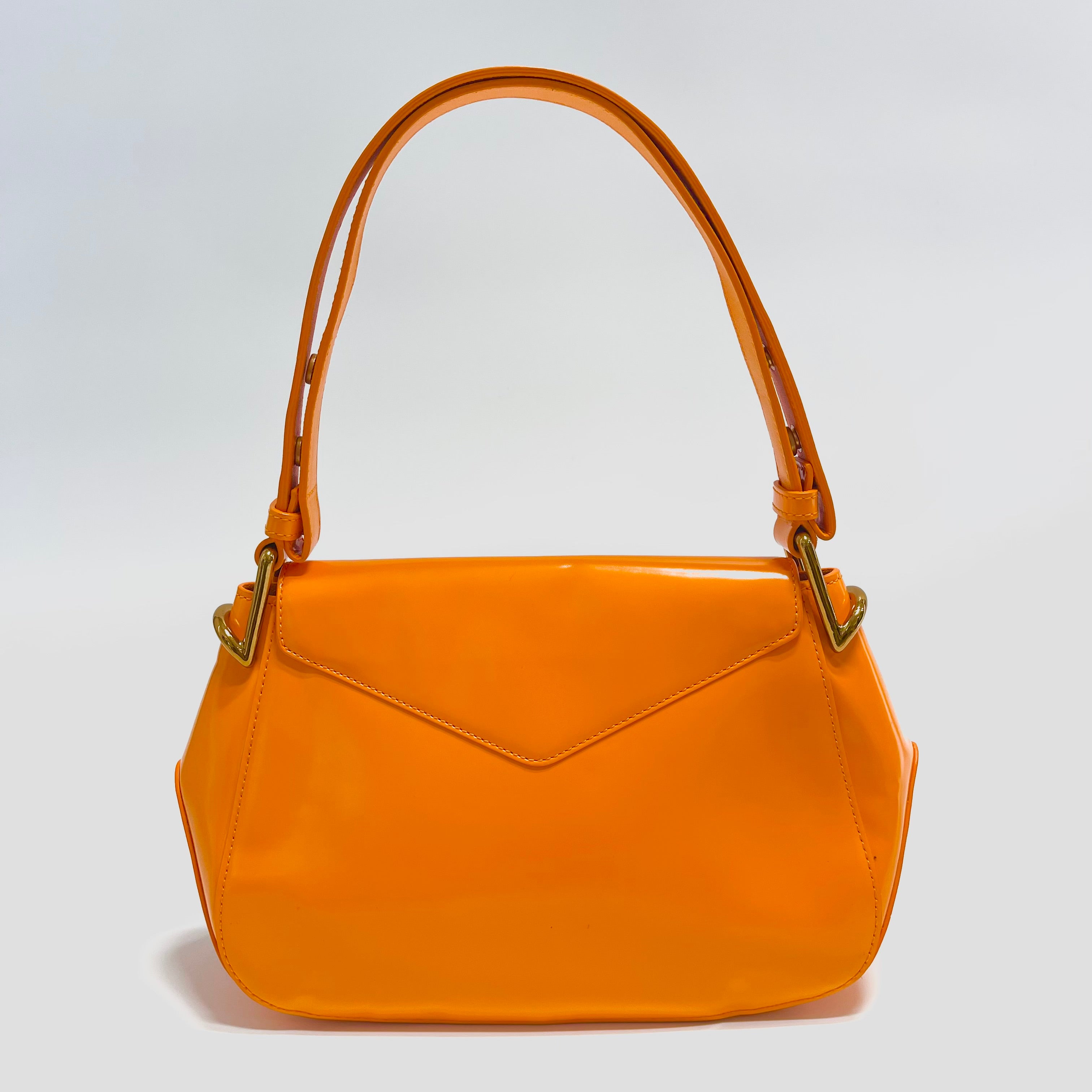 2605 secondhand BOTTEGAVENETA patent shoulder orange