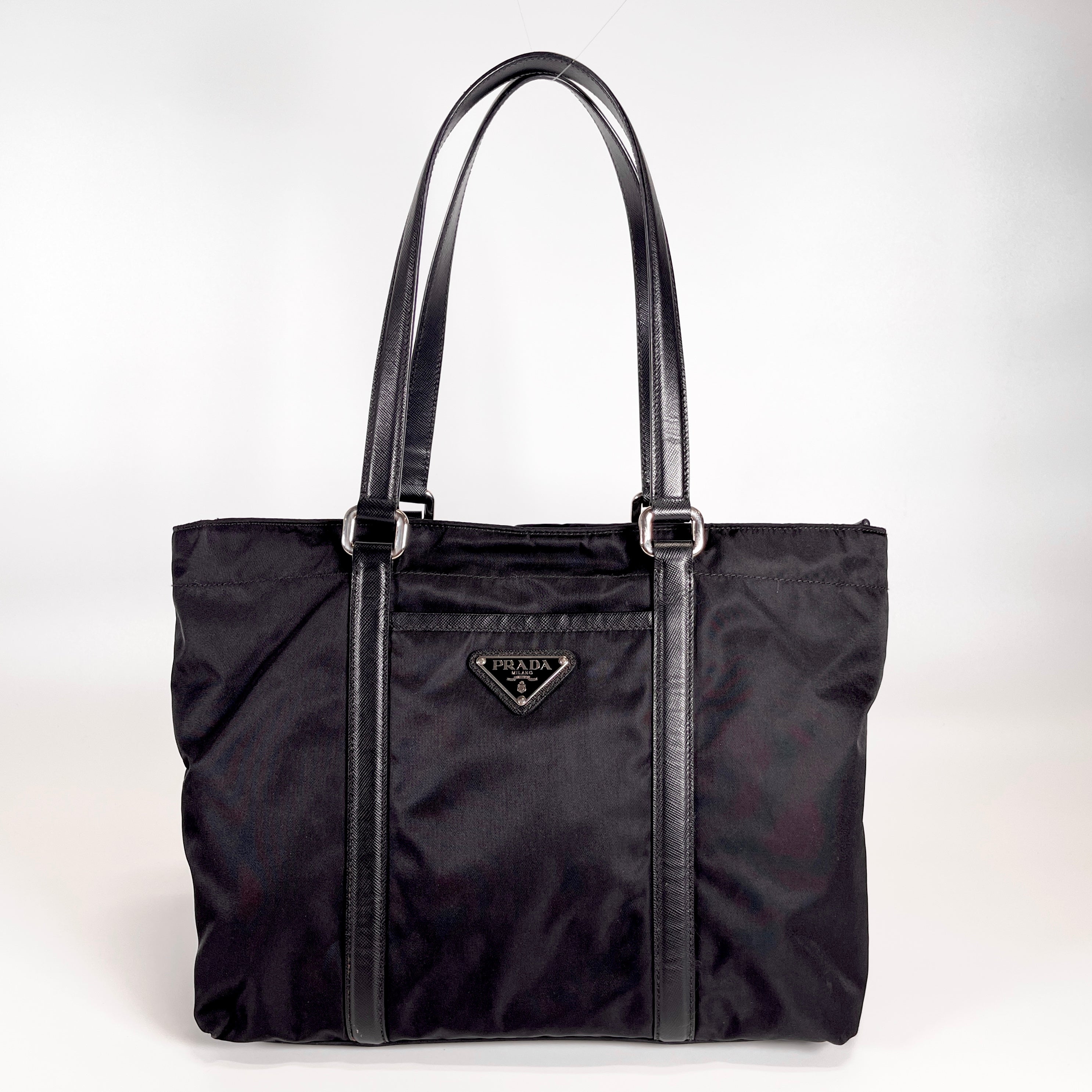 2604 secondhand PRADA Saffiano Tote black