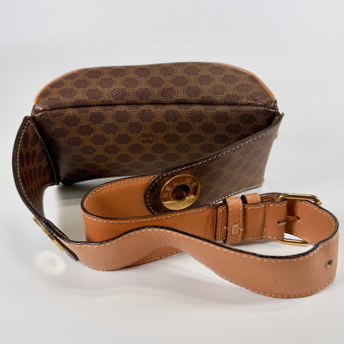 2607 secondhand CELINE Macadam Waist bag