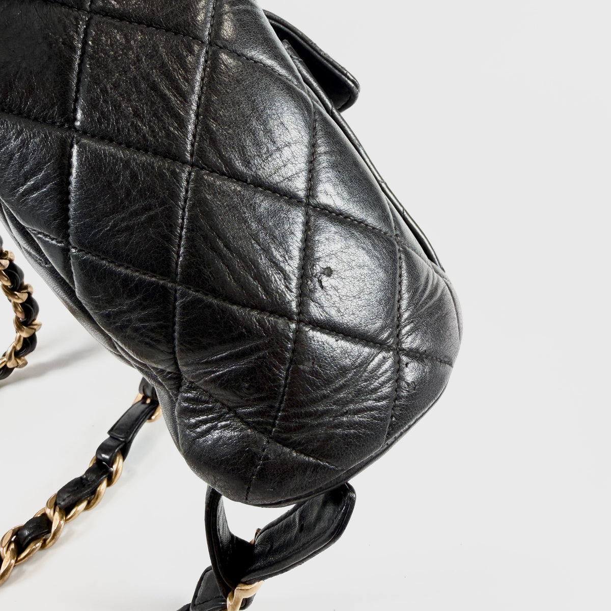2607 secondhand CHANEL backpack