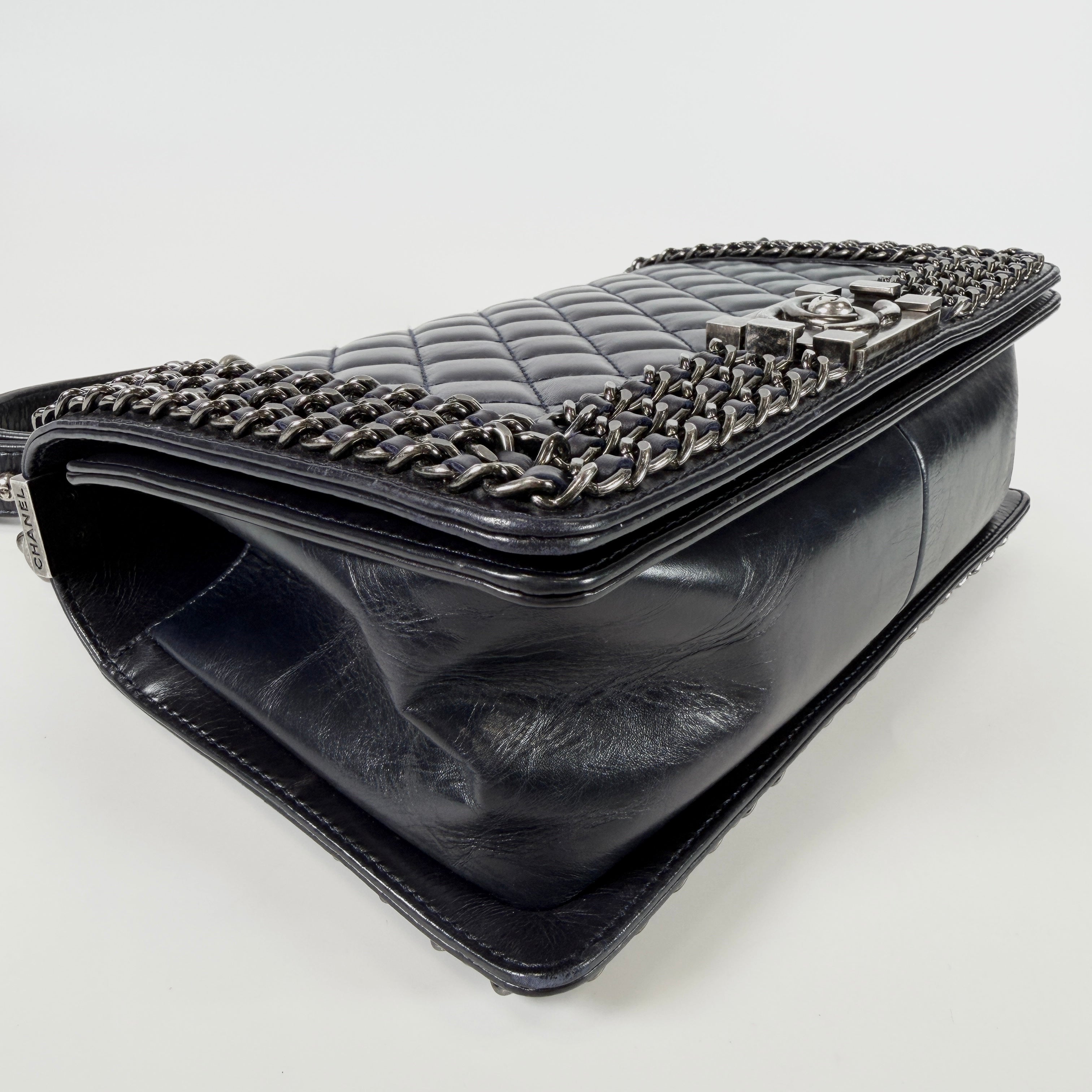 2606 secondhand CHANEL Boy Chain Shoulder Bag