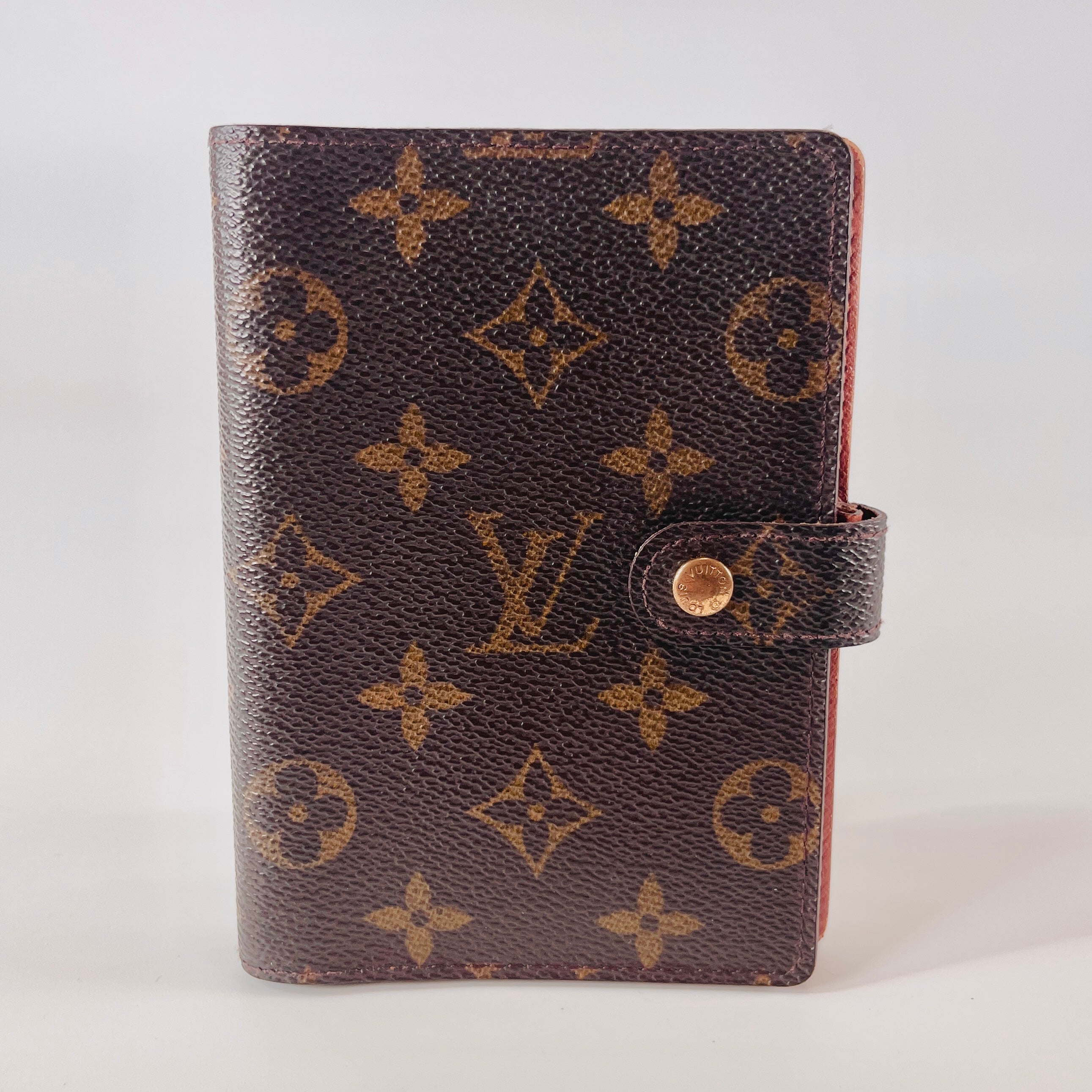 2604 secondhand LV pocket book M60180 Couverture path pole