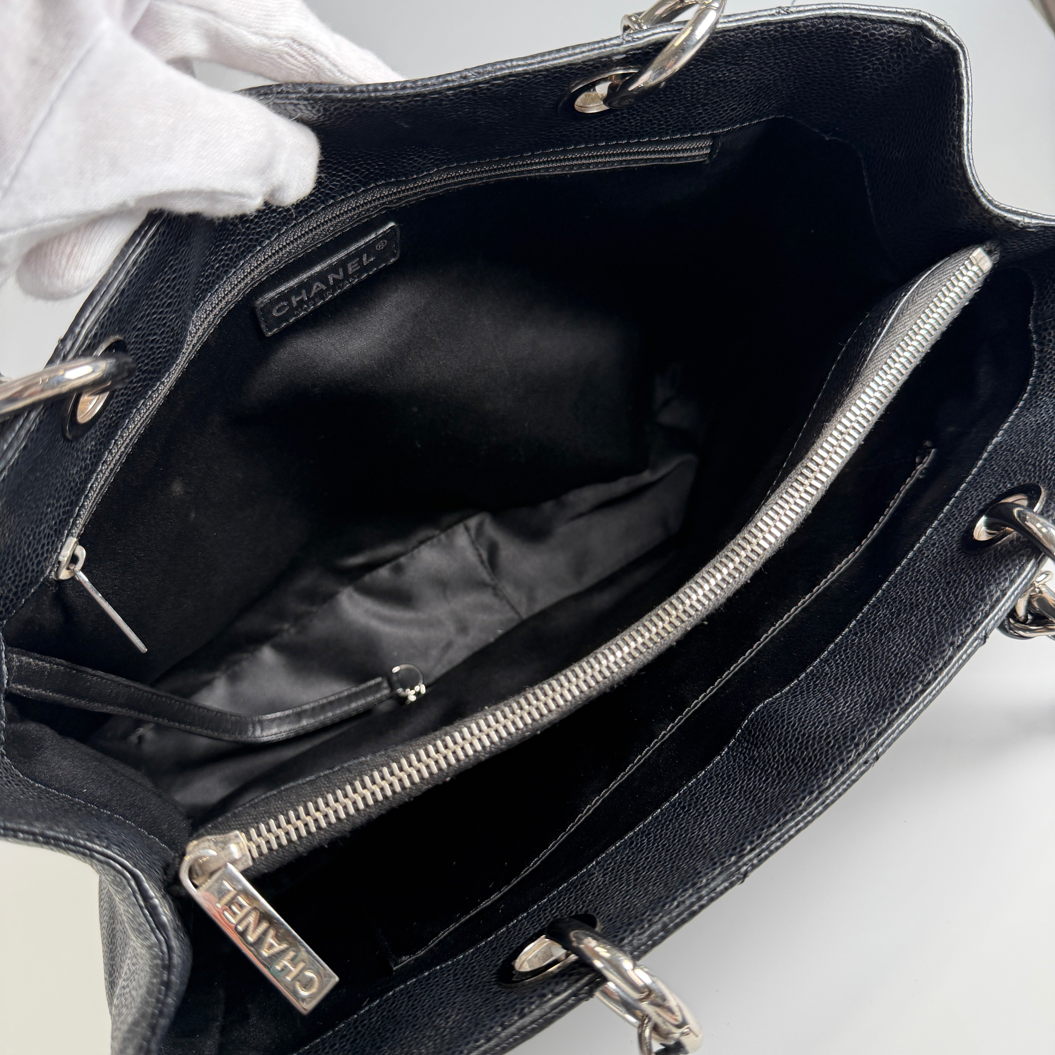 2607 secondhand CHANEL A50995 Tote Bag Recolor