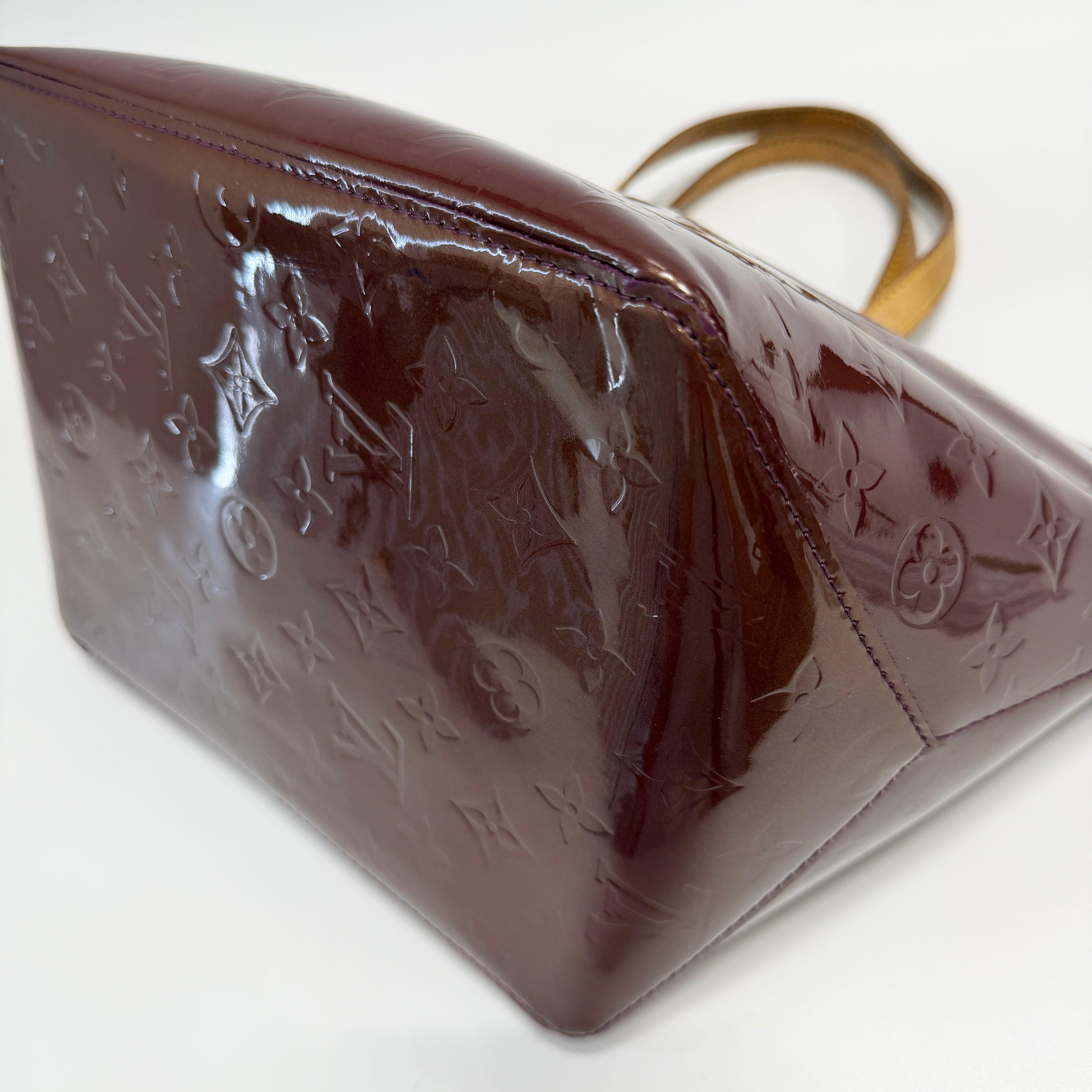 2606 secondhand LV Vernis PM