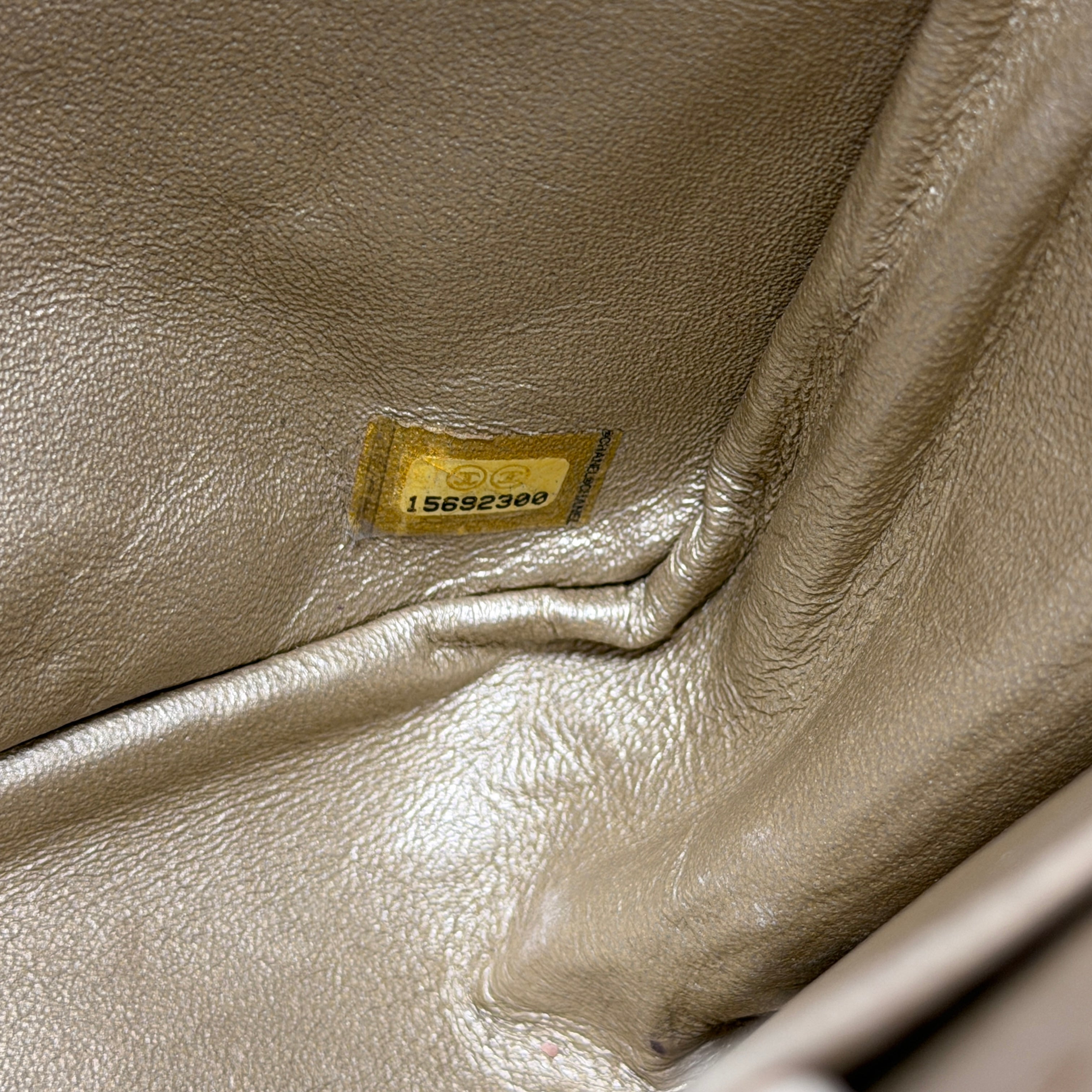 2607 secondhand CHANEL Shoulder bag Recolor
