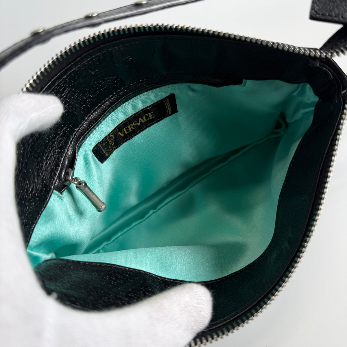 2606 secondhand VERSACE Semi shoulder black