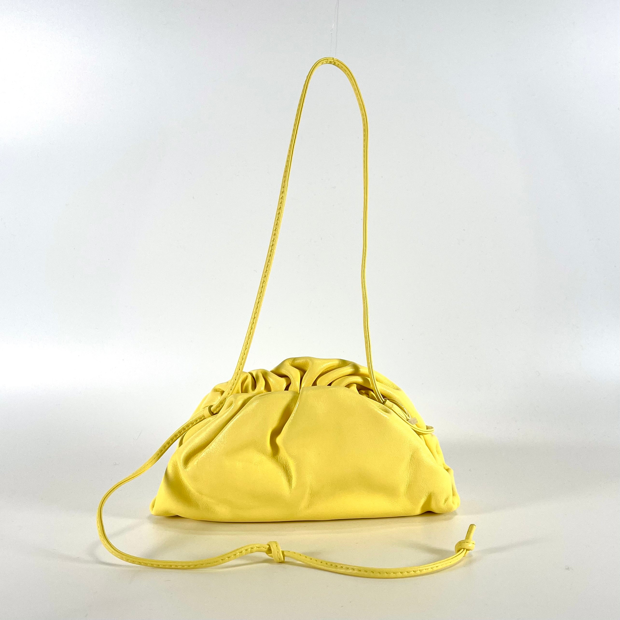 2510 BOTTEGA VENETA Mini Pouch Leather Shoulder Bag Yellow