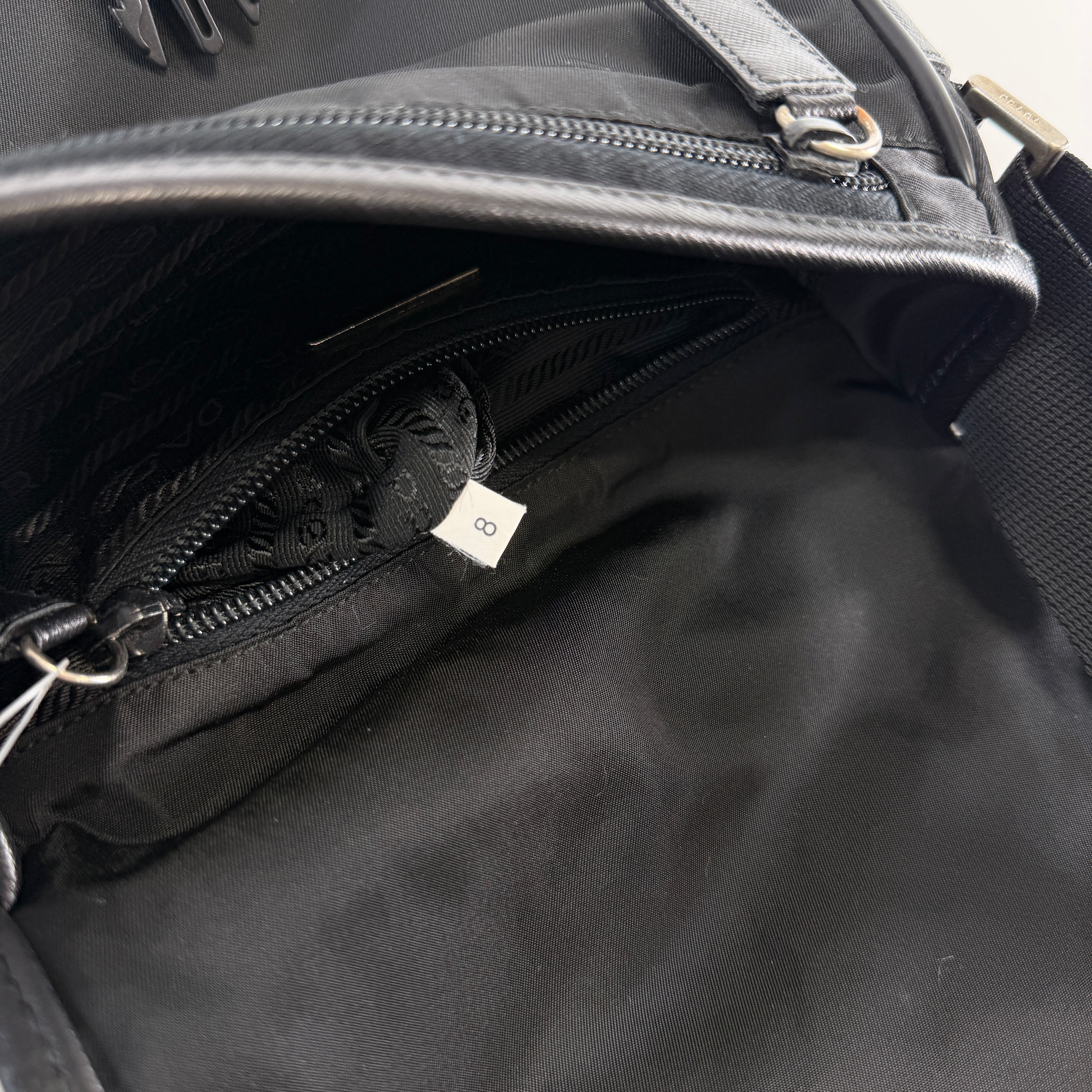 2607 secondhand PRADA nylon × leather Triangle Logo plate Shoulder bag black Guarantee card booklet