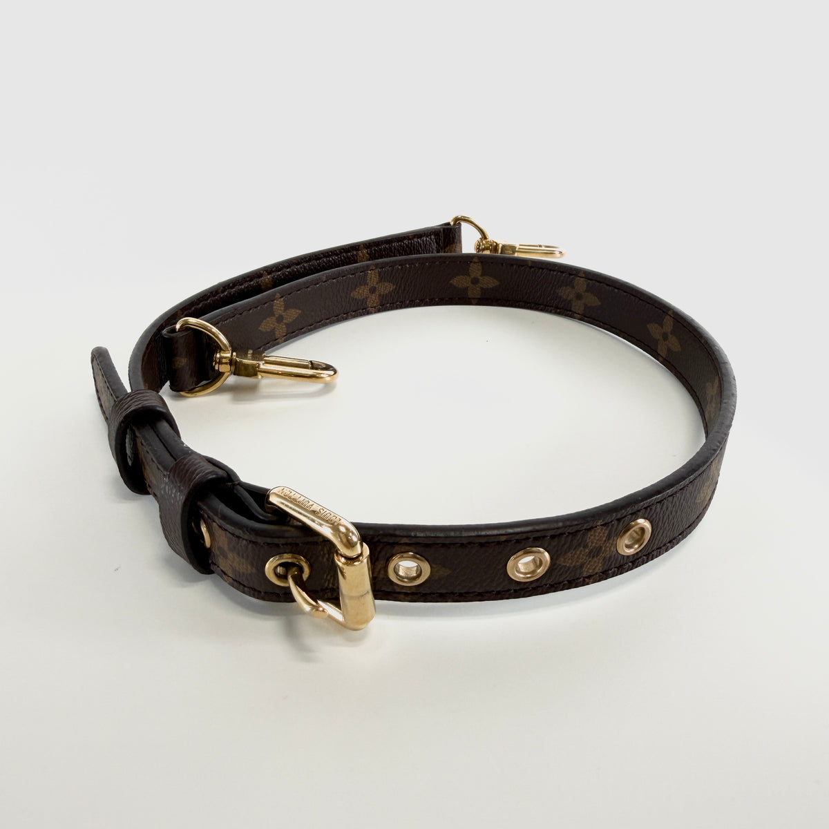 2606 secondhand LV Monogram M40906 Aurore Pallas