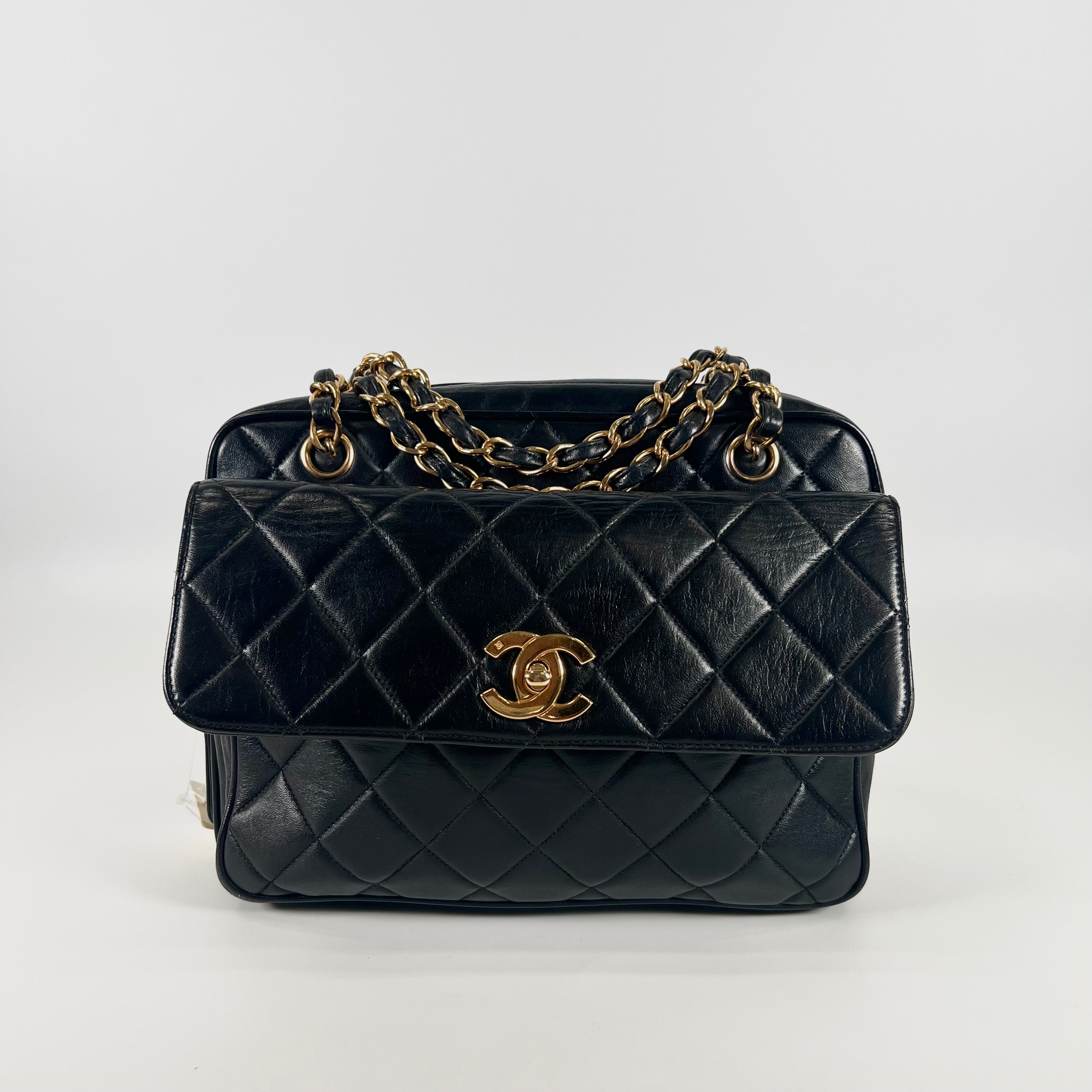 2508 CHANEL Chain Tote Bag