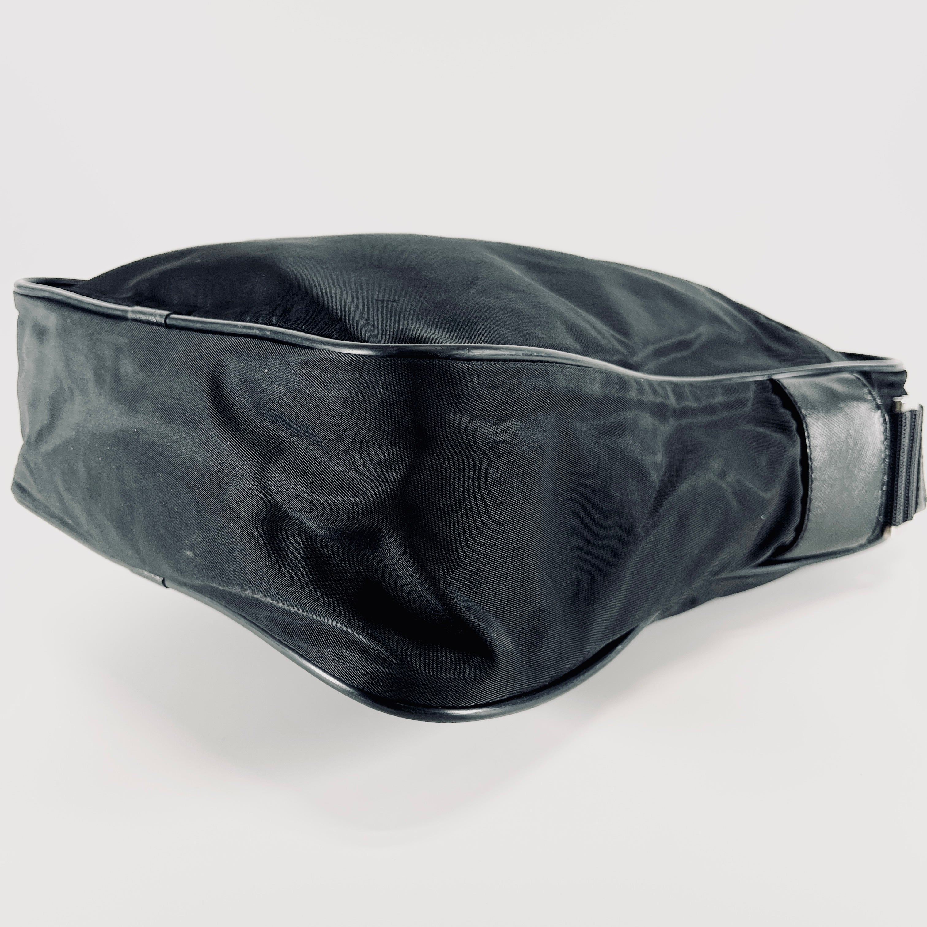2604 secondhand PRADA camera bag