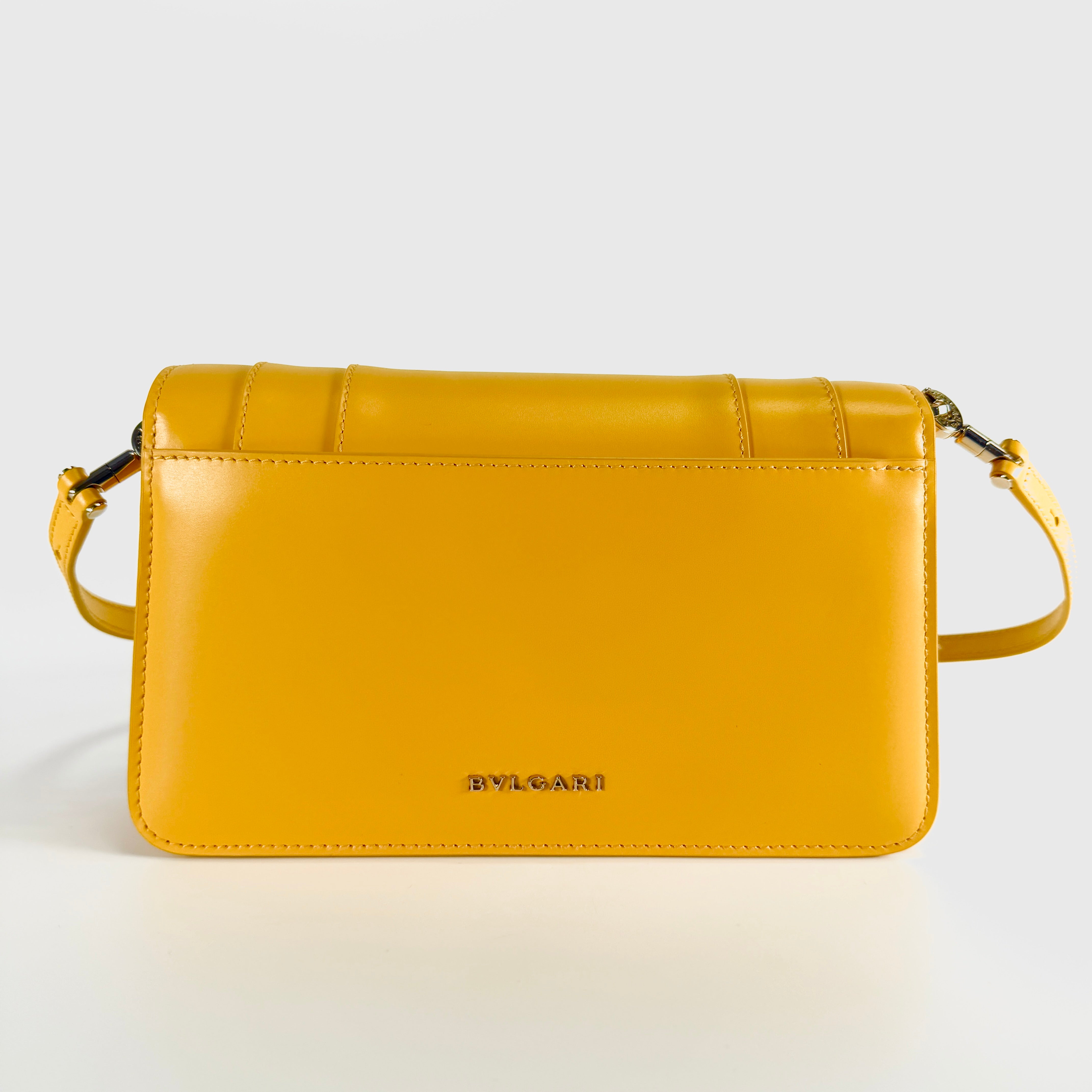 2607 secondhand BVLGARI Serpenti leather Shoulder bag Yellow mirror With