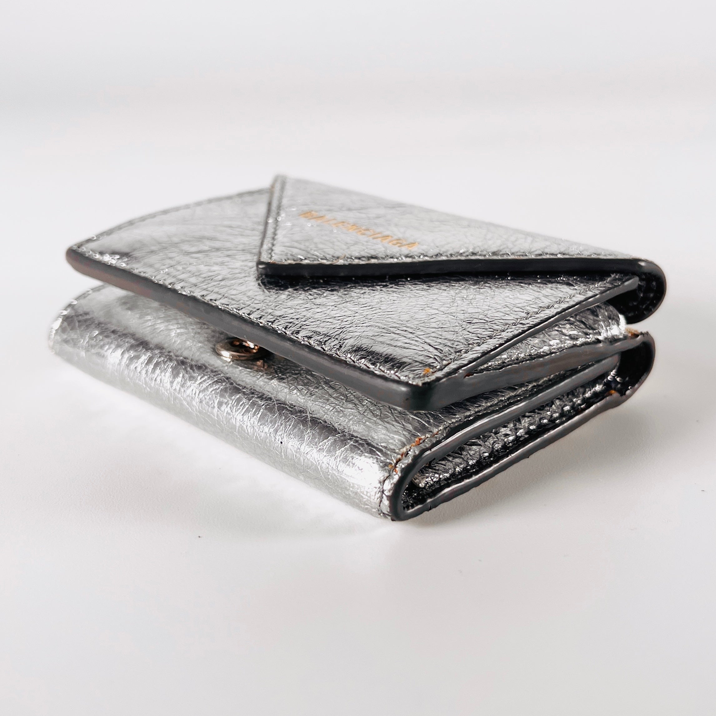 2605 secondhand BALENCIAGA paper mini Wallet