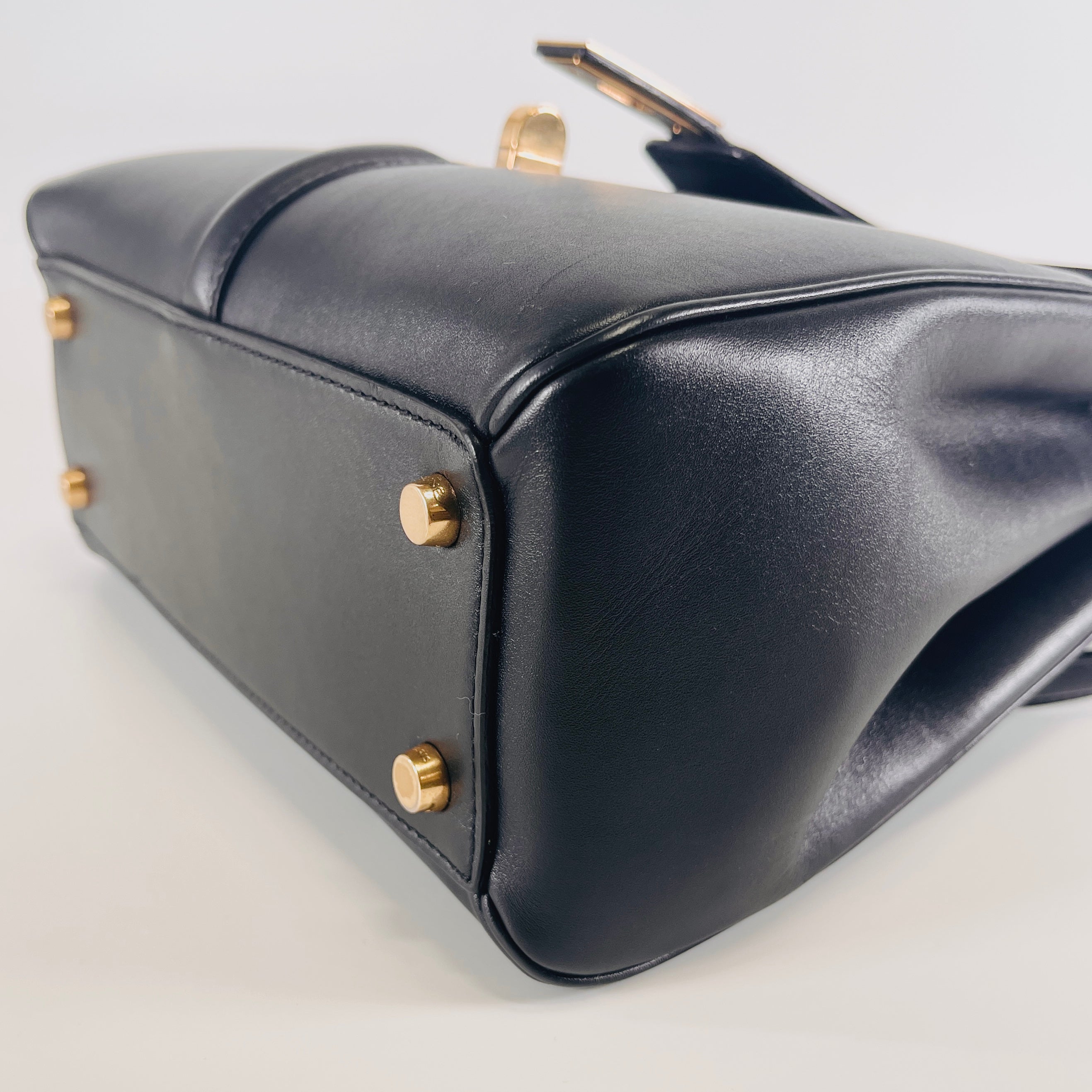 2603 secondhand CELINE 16 soft medium bag