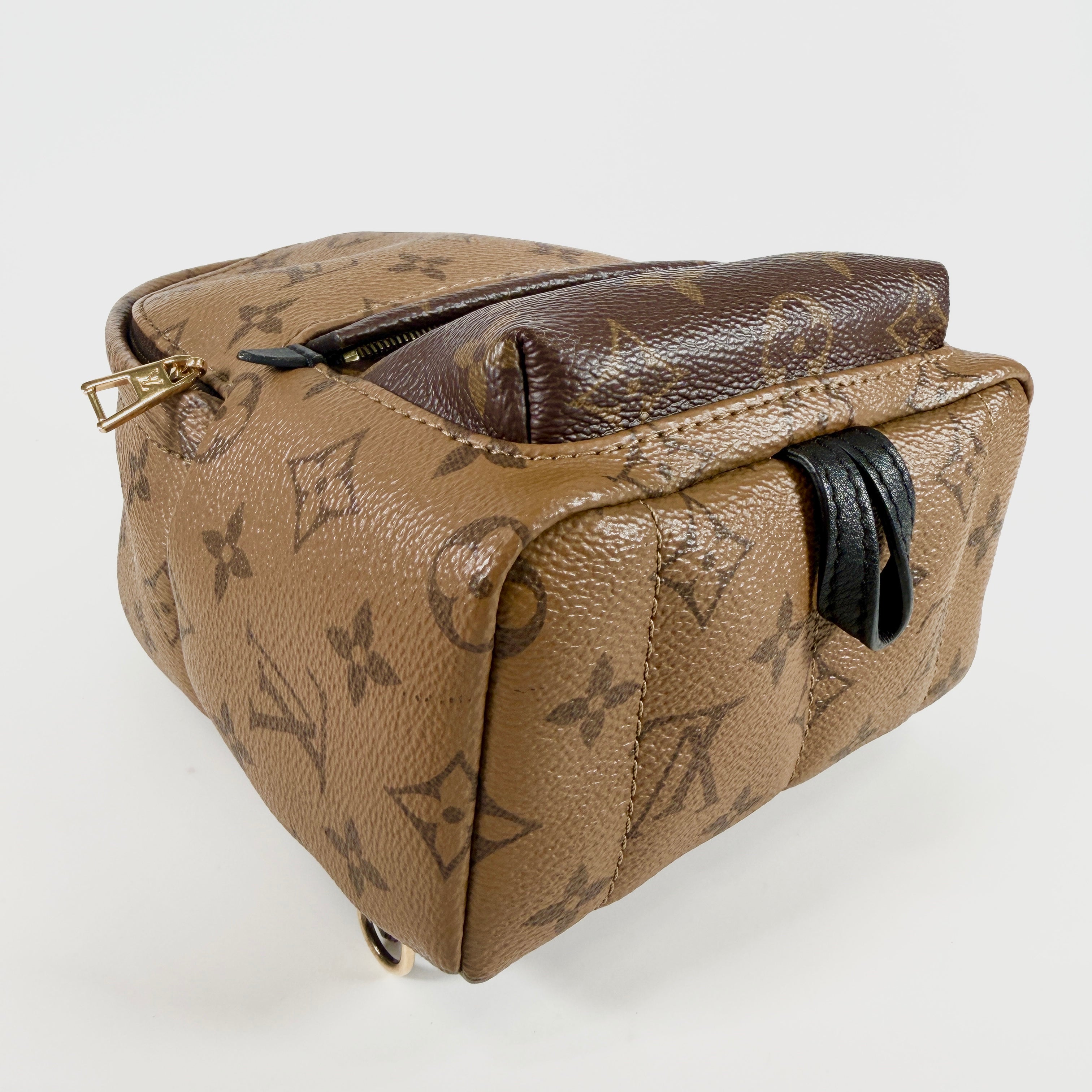 2607 secondhand LV Palm Springs Reverse