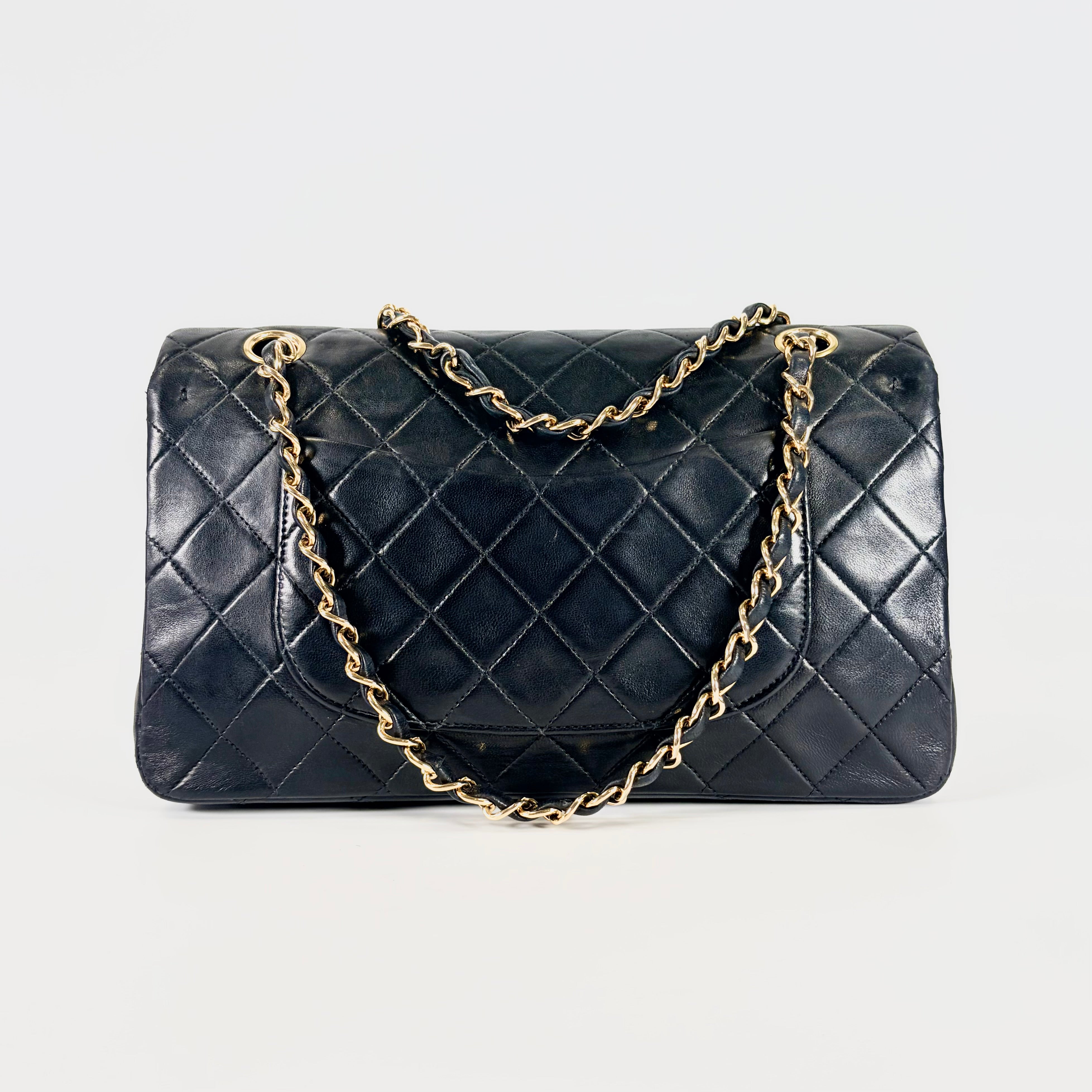 2605 secondhand CHANEL Matelasse Chain Shoulder Bag