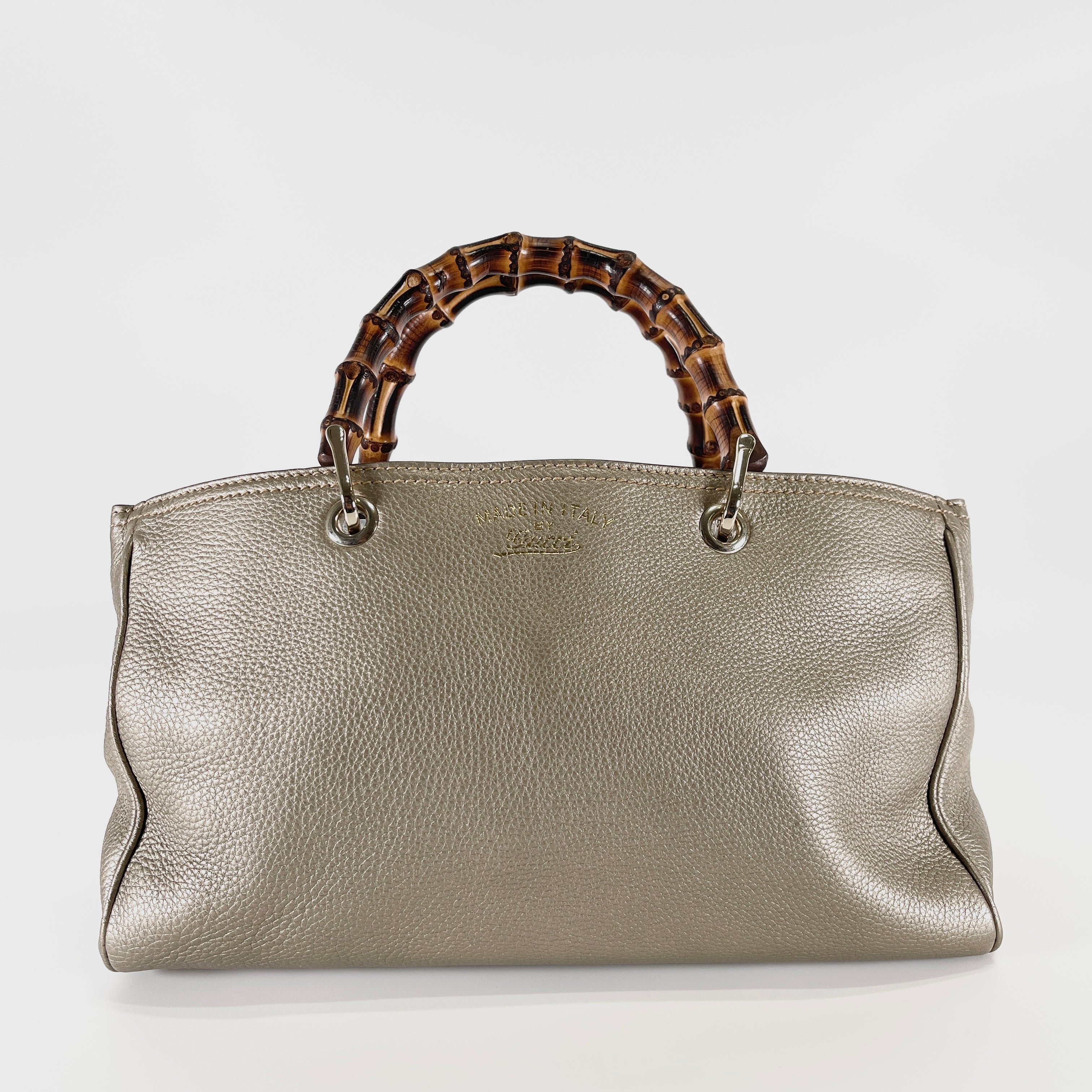 2605 secondhand GUCCI Bamboo hand bag