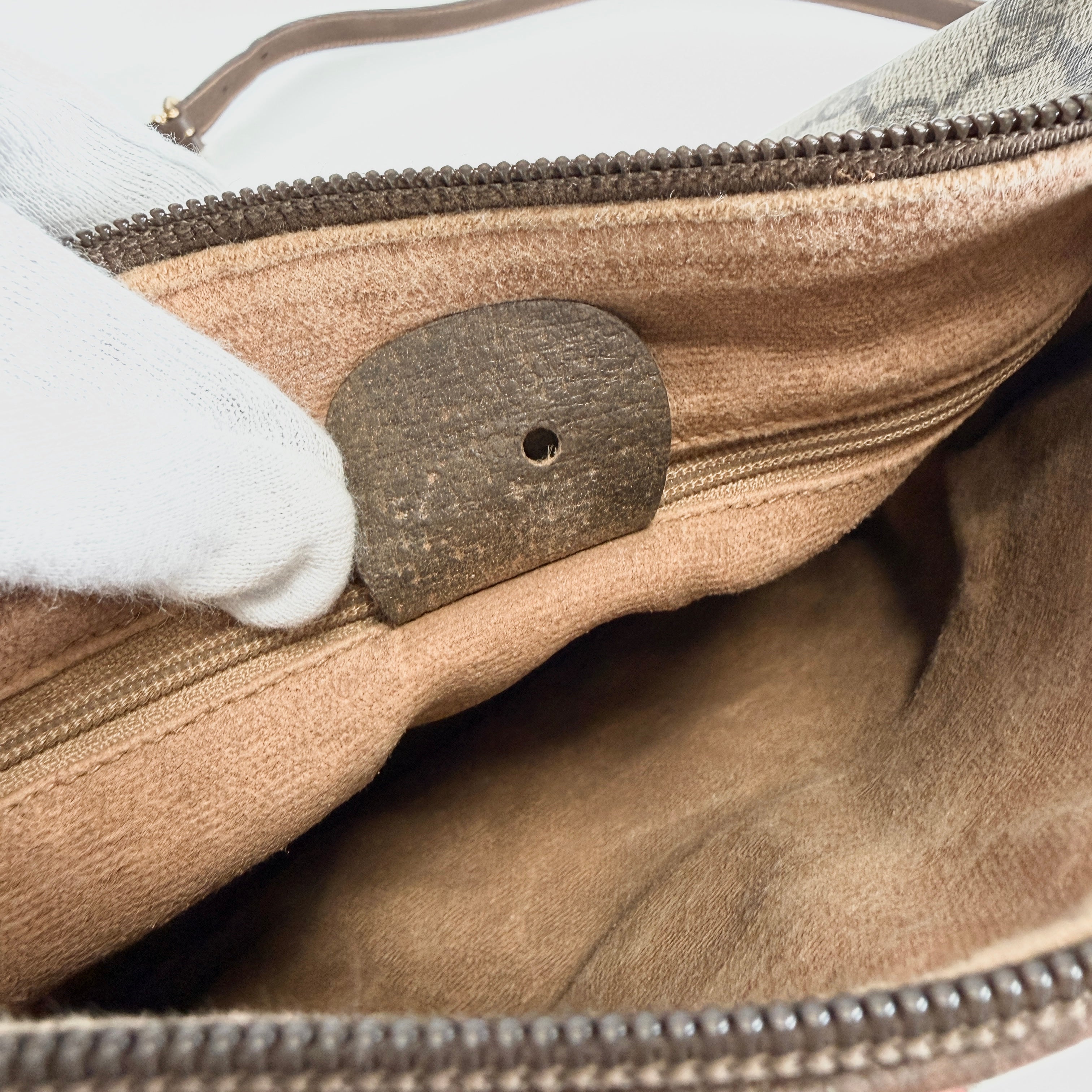 2608 secondhand GUCCI Shoulder bag