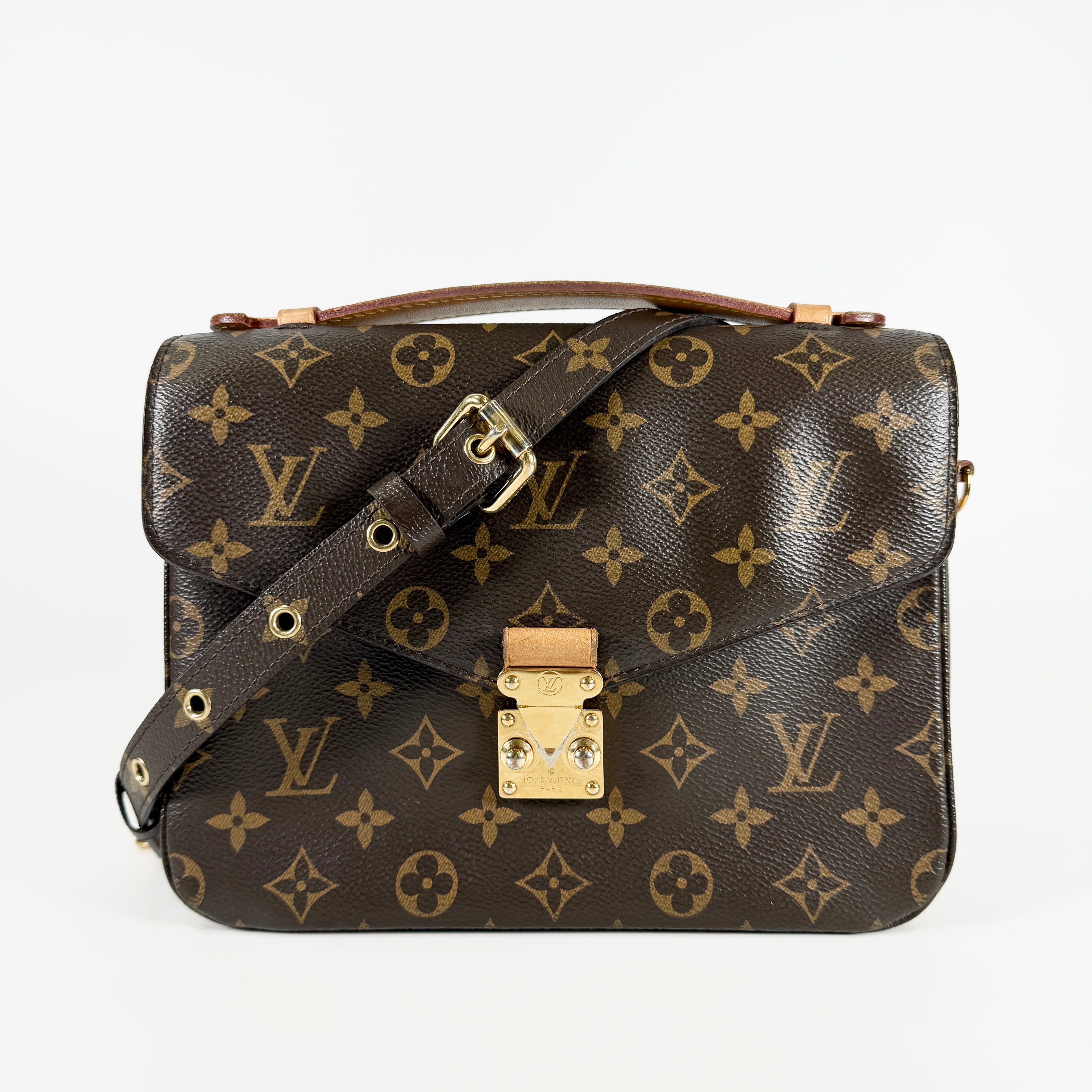 2603 secondhand LV Shoulder bag / Crossbody Bag Pochette Metis