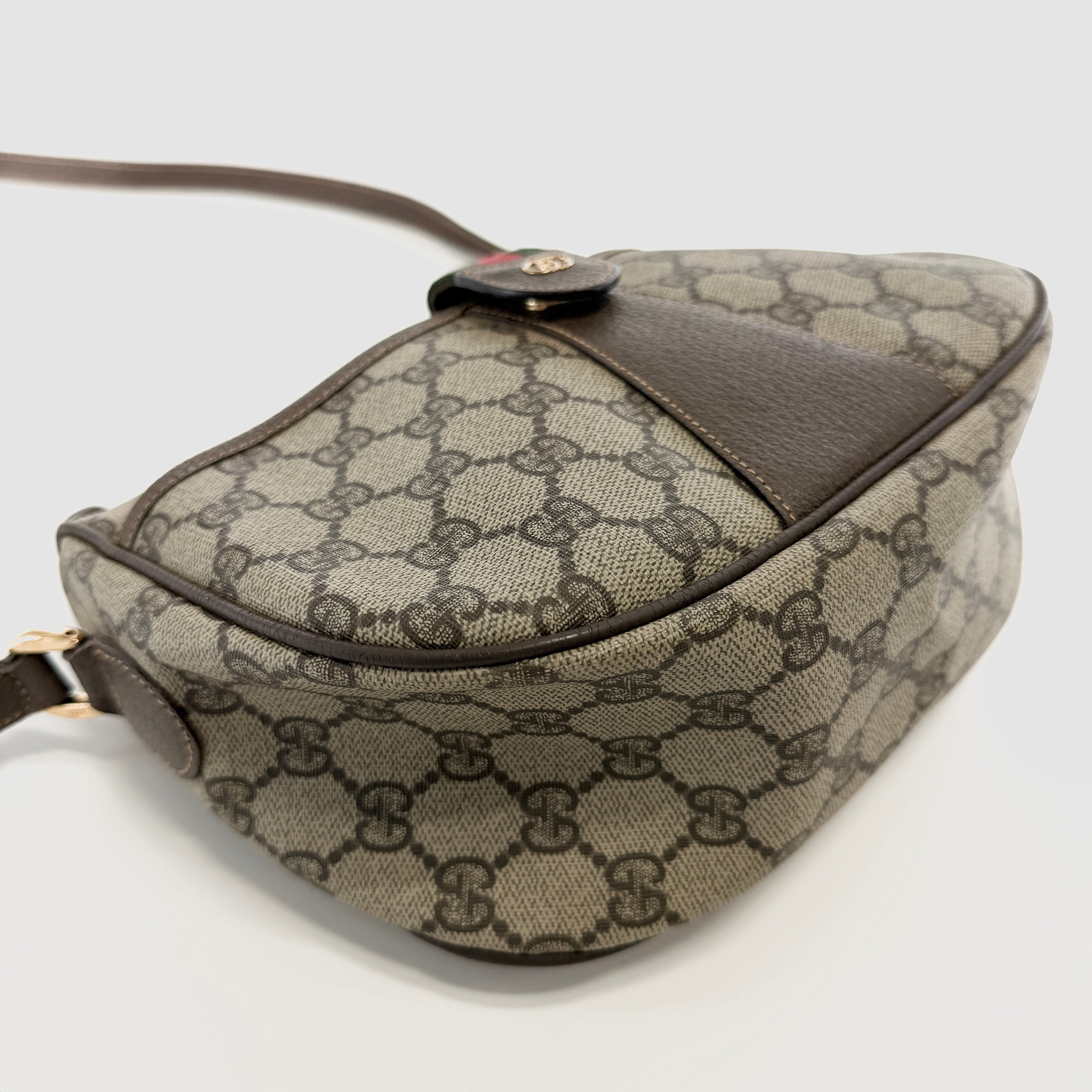 2608 secondhand GUCCI Shoulder bag