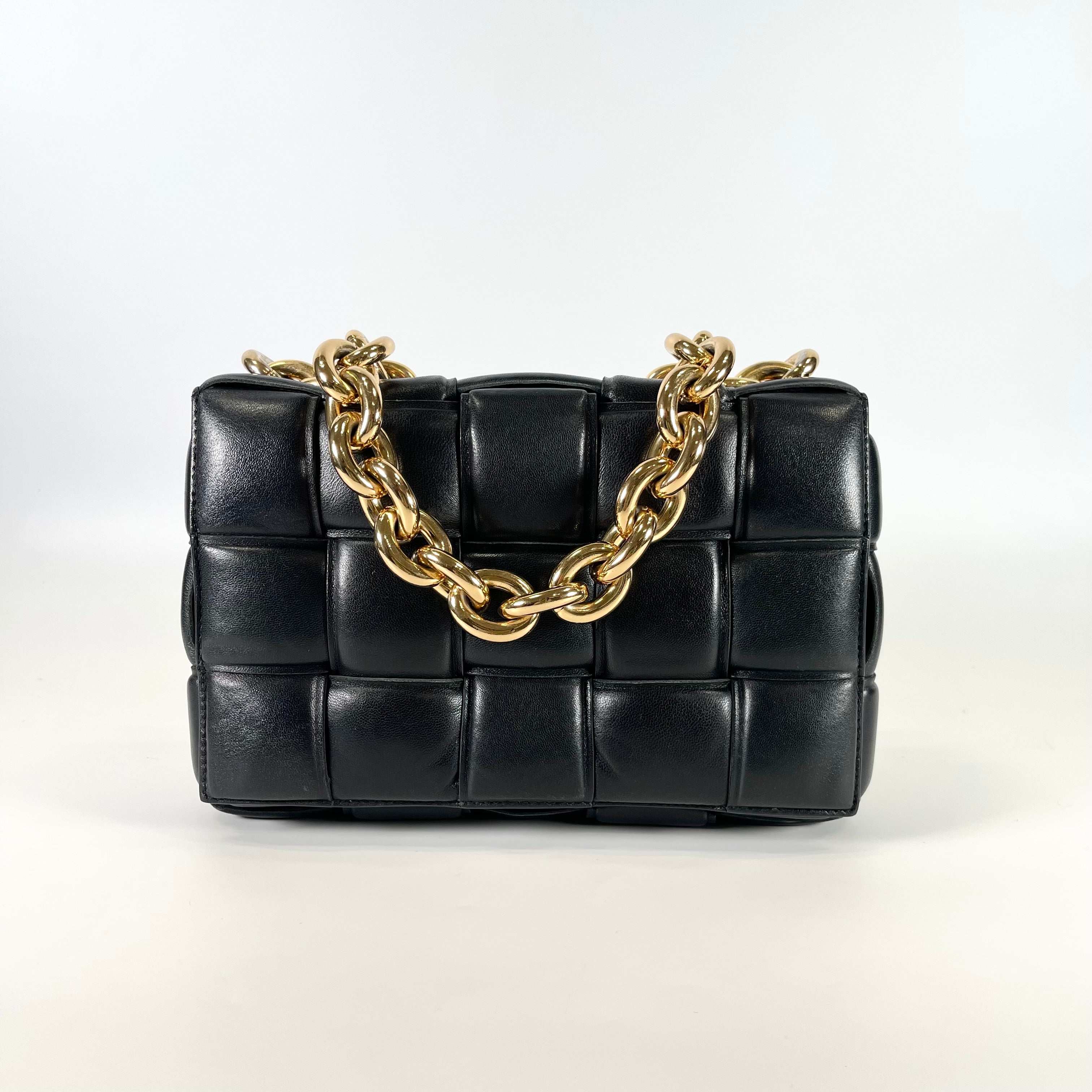2601 secondhand BOTTEGAVENETA cassette Padette Chain Shoulder