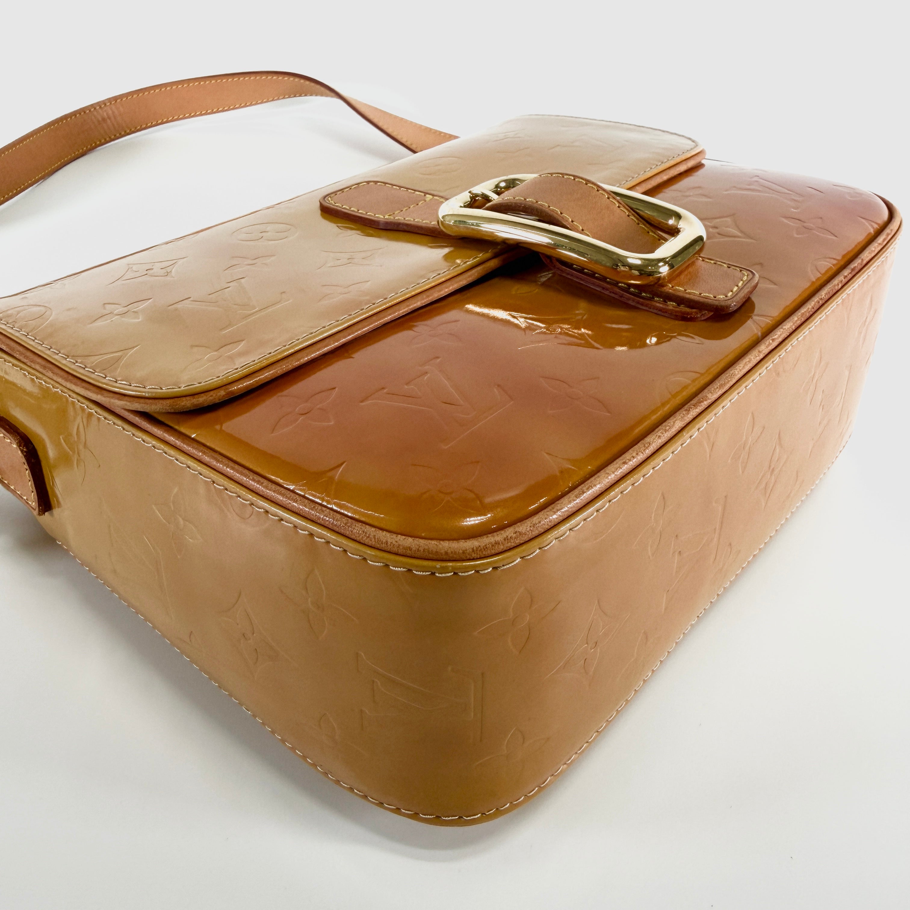 2606 secondhand LV Vernis GM