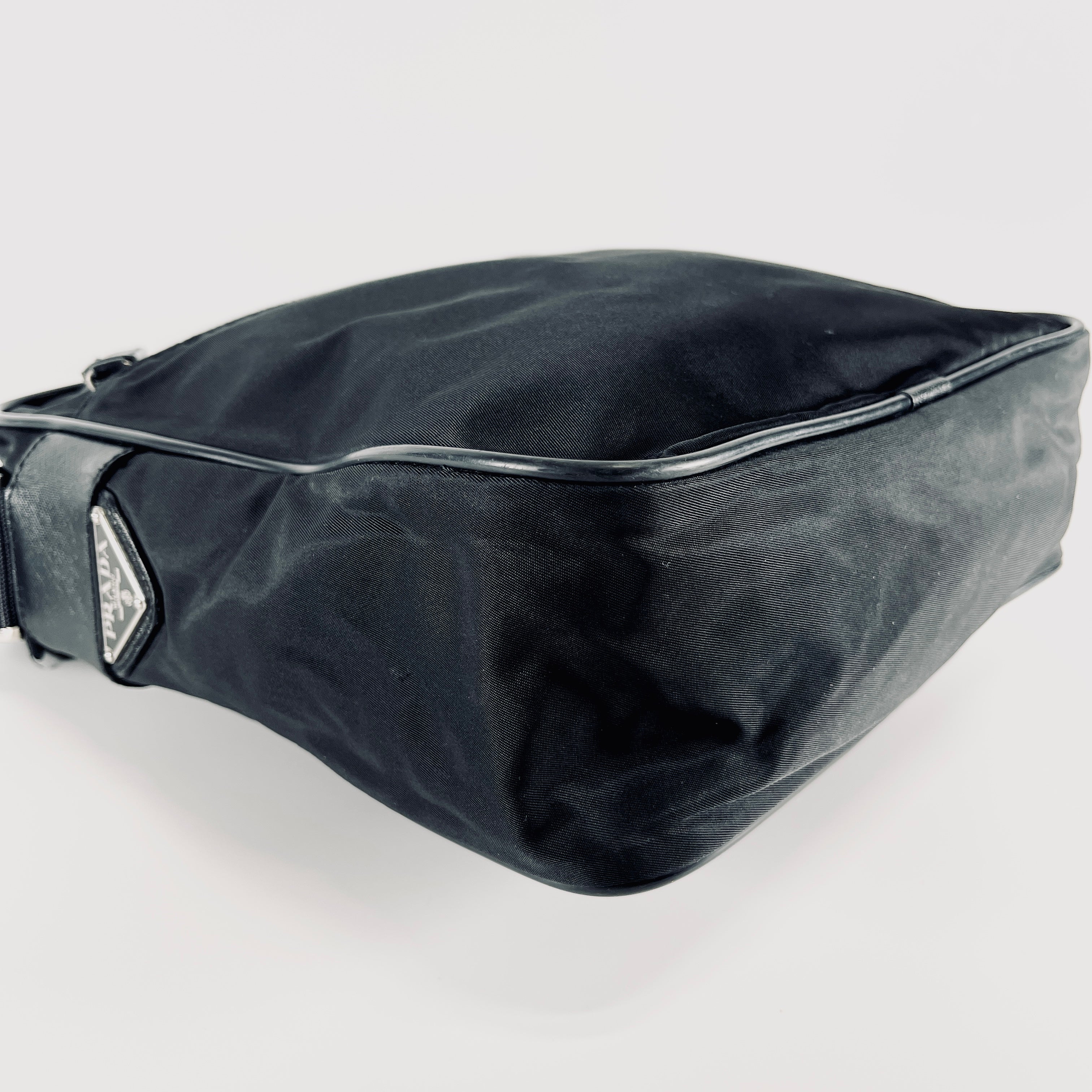 2604 secondhand PRADA camera bag