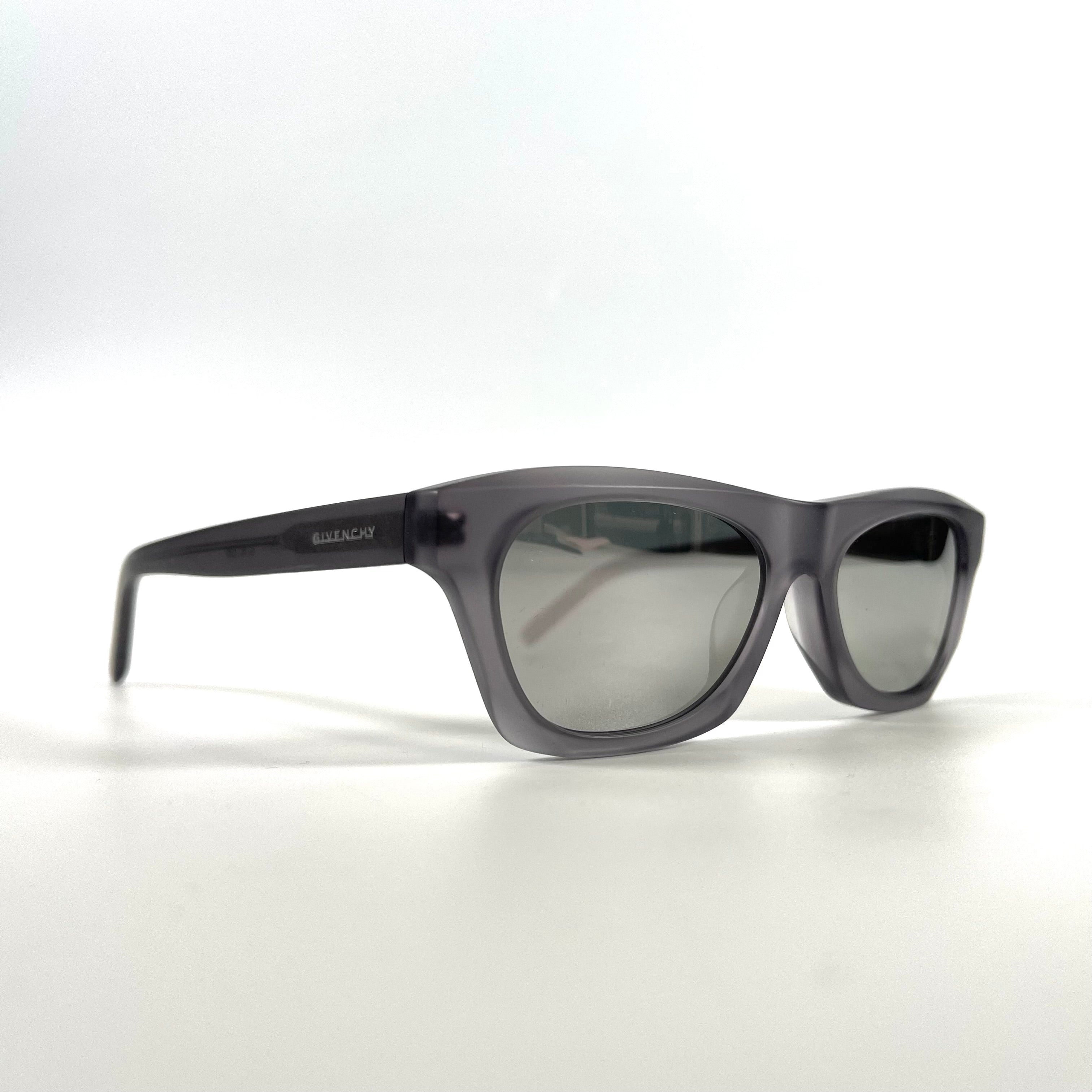 2601 GIVENCHY sunglasses