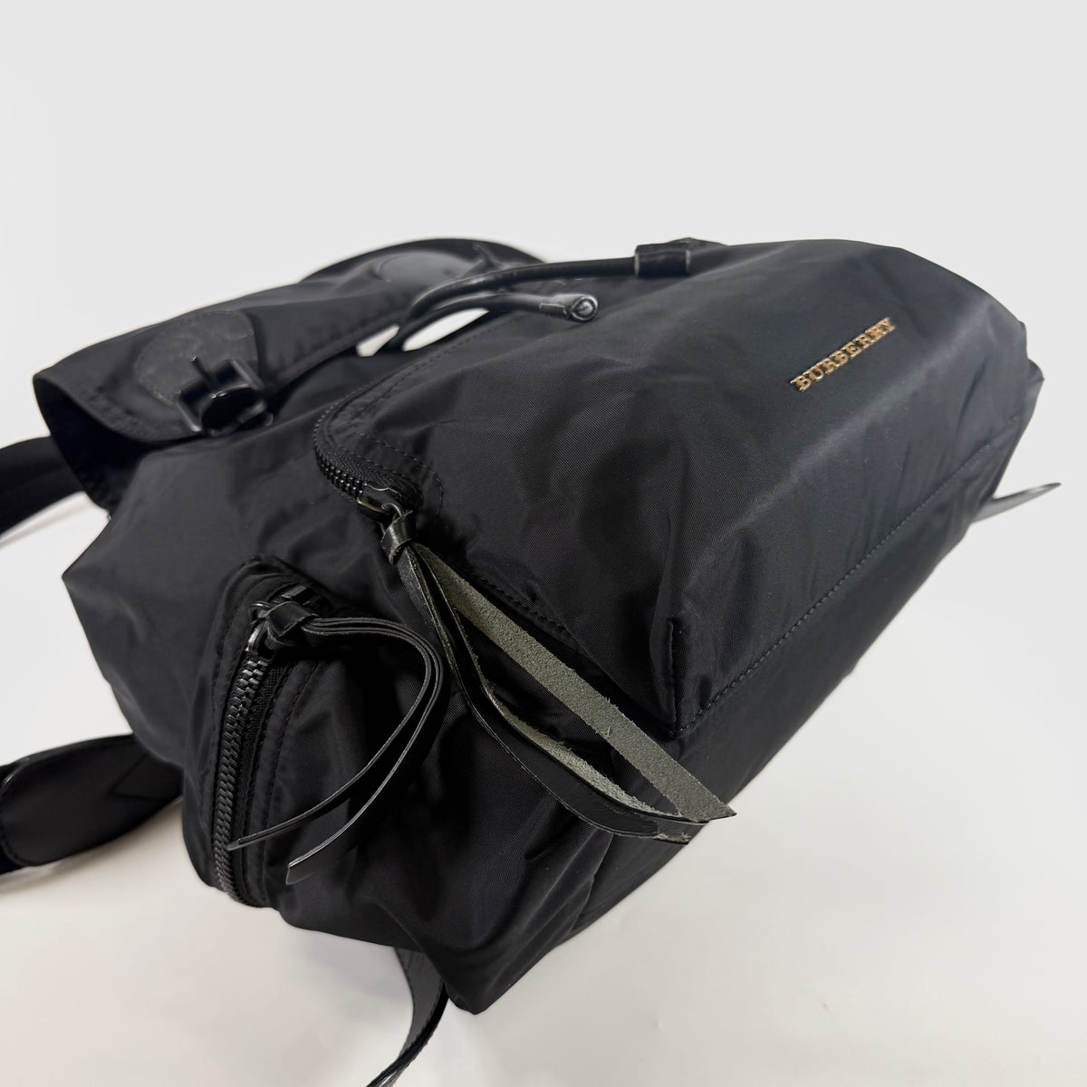 2607 secondhand BURBERRY backpack nylon