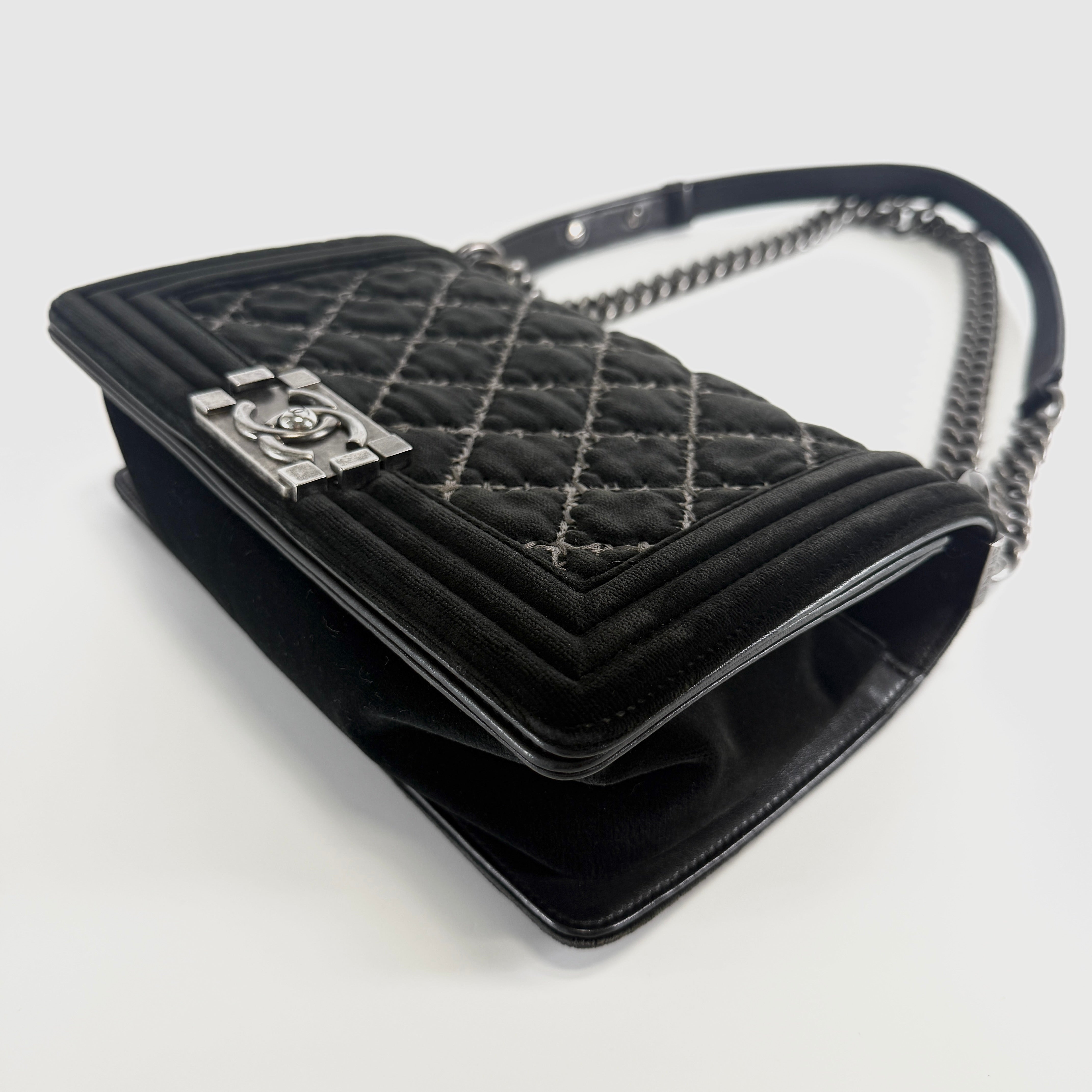 2606 secondhand CHANEL Boy 25 Velour Chain Shoulder Bag black gun metallic metal fittings 19944766 19
