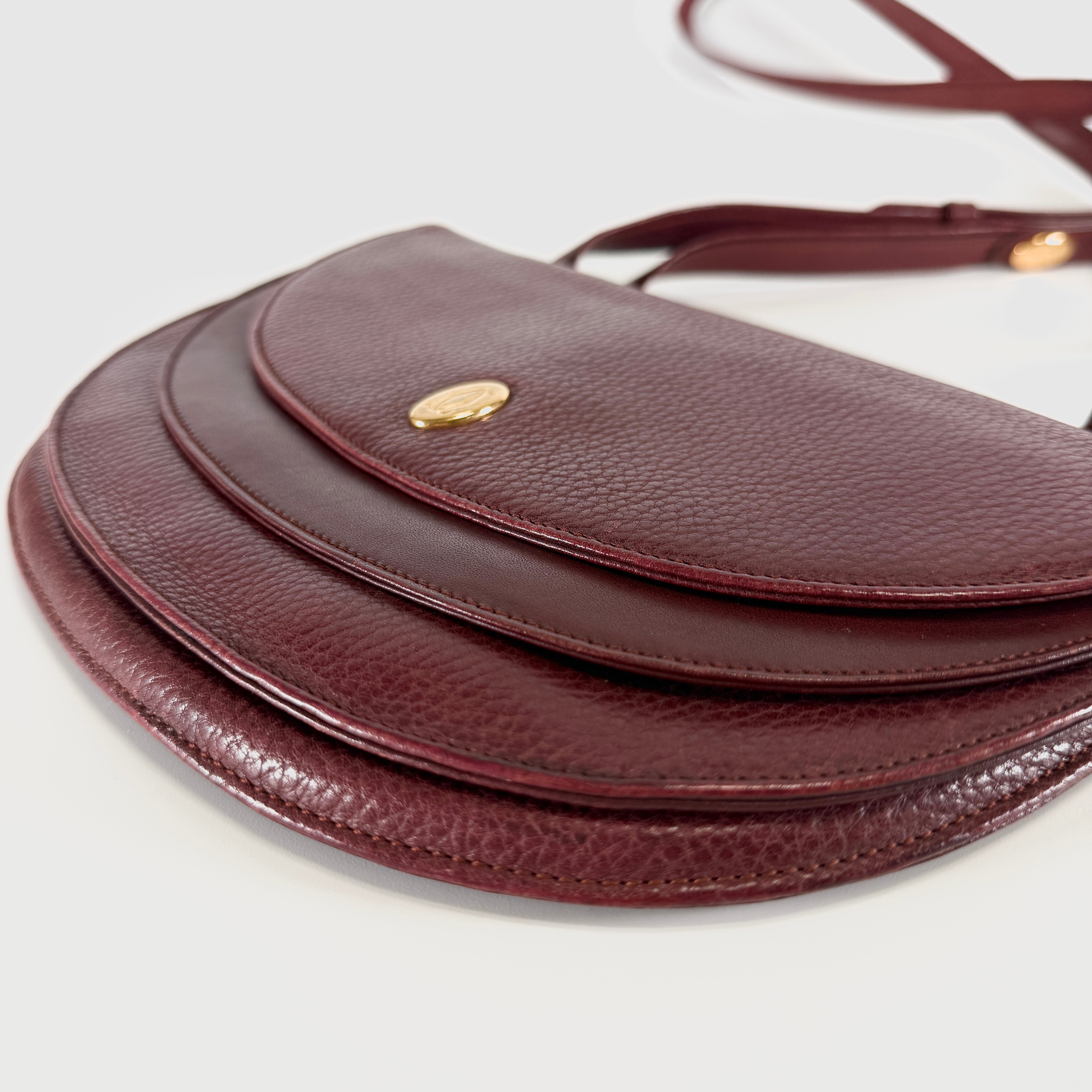 2607 secondhand CARTIER mustline Shoulder bag
