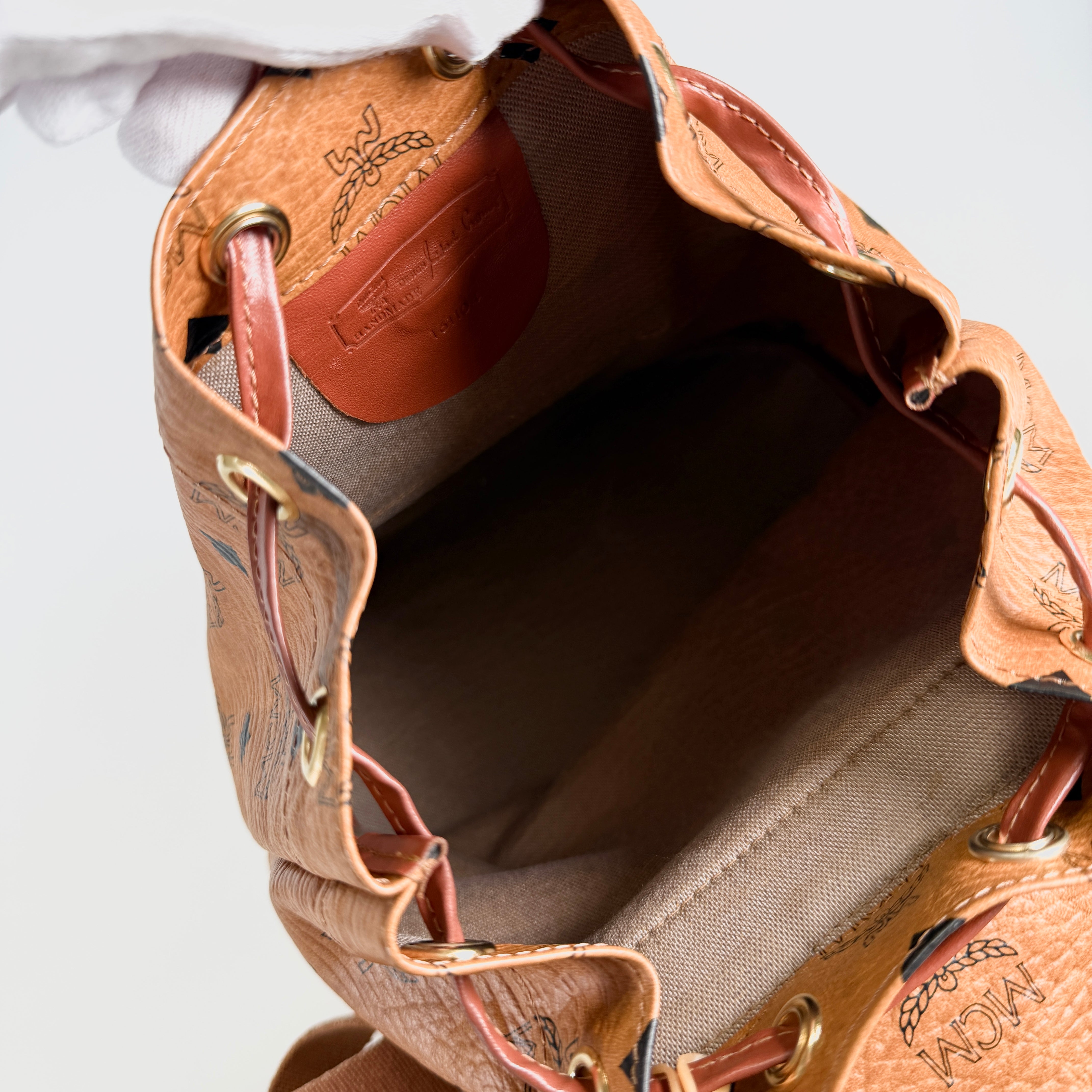 2606 secondhand MCM bag