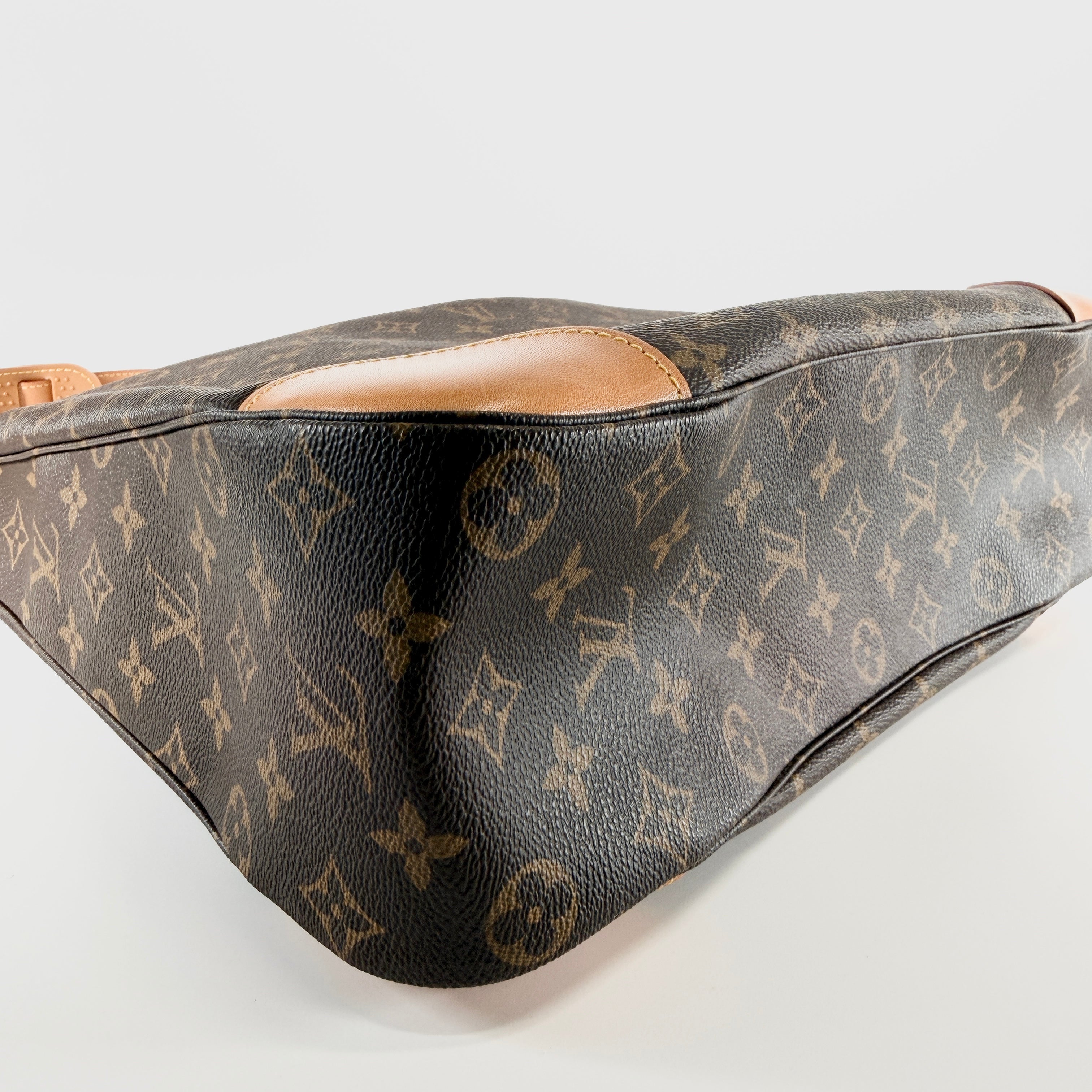 2606 secondhand LV Monogram Boulogne 35