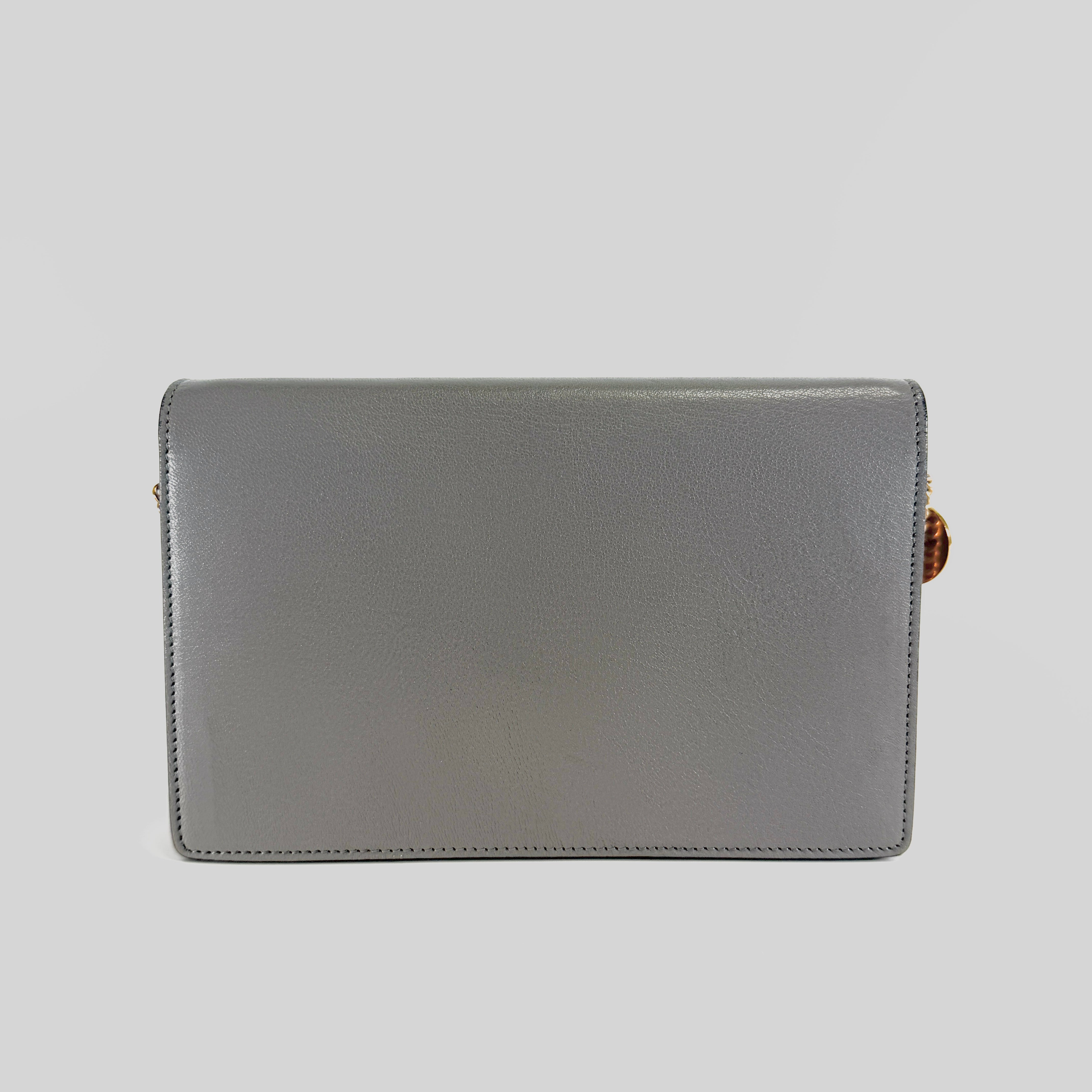 2605 secondhand GIVENCHY van Chain Wallet
