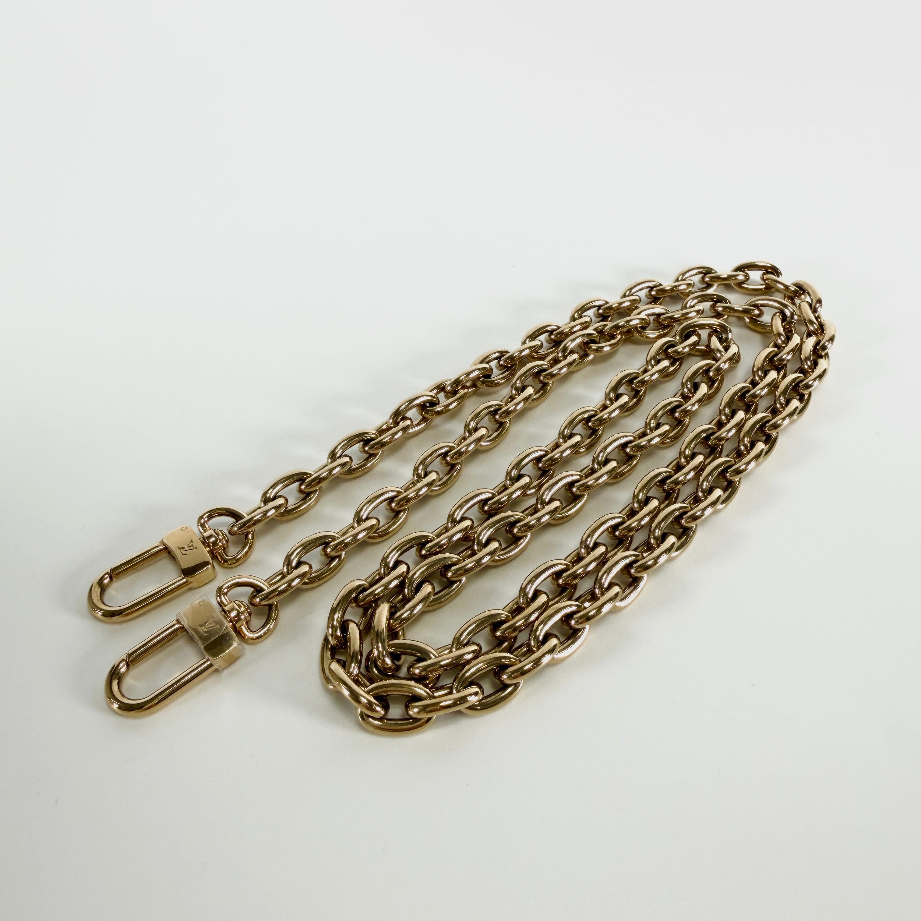 2605 secondhand LV Empreinte Wallet chain