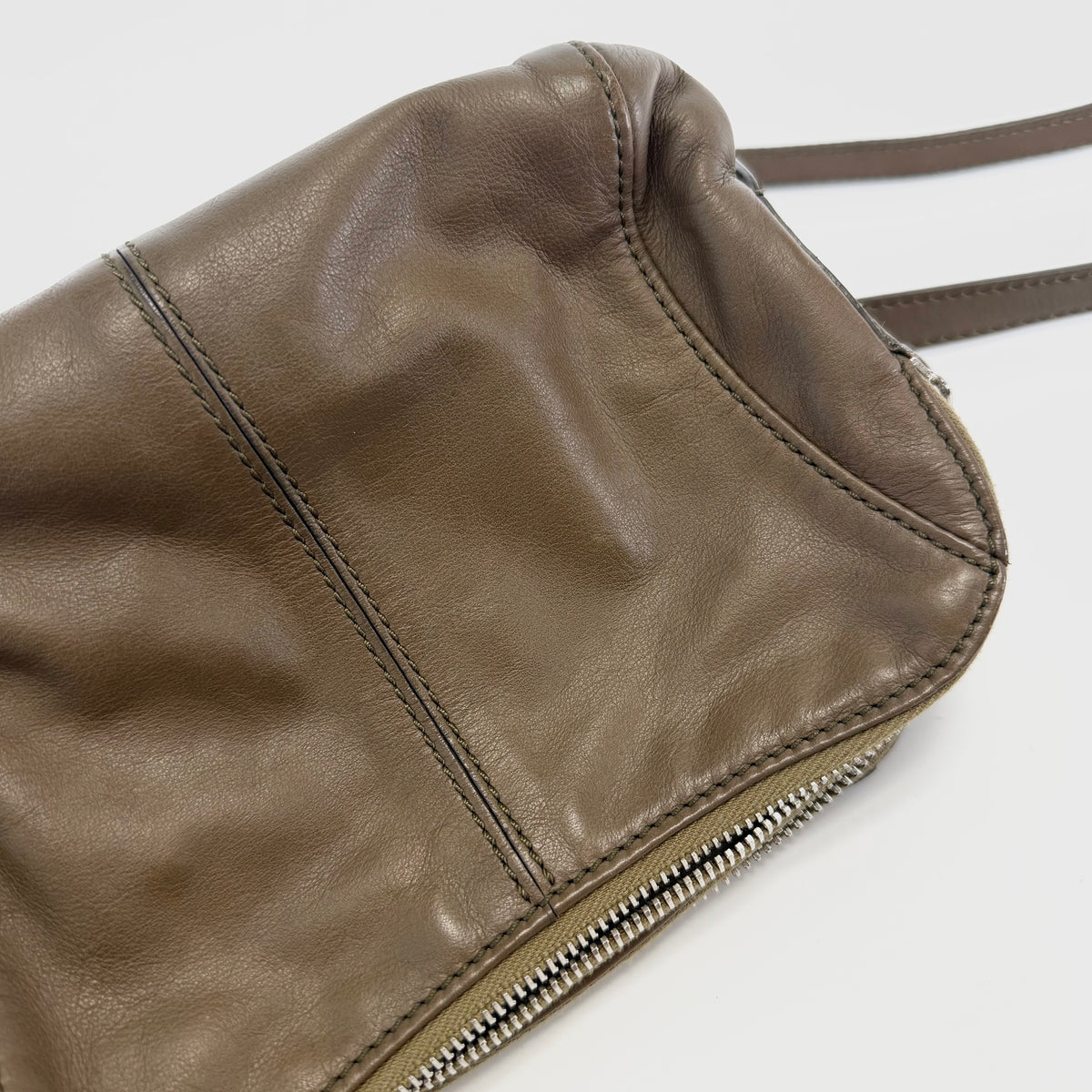 2607 secondhand TOD'STOD'S Shoulder bag