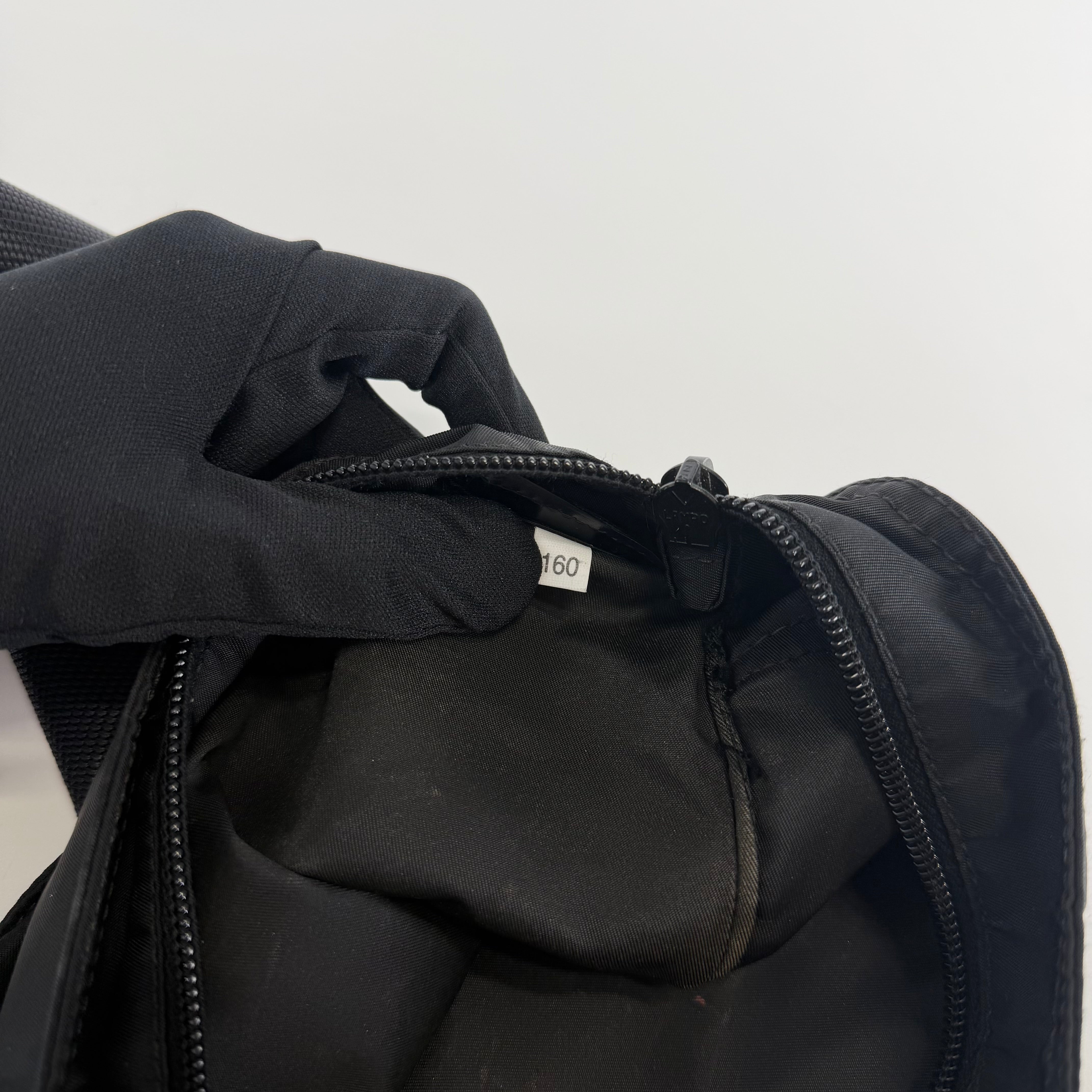 2608 secondhand PRADA Shoulder bag nylon black B