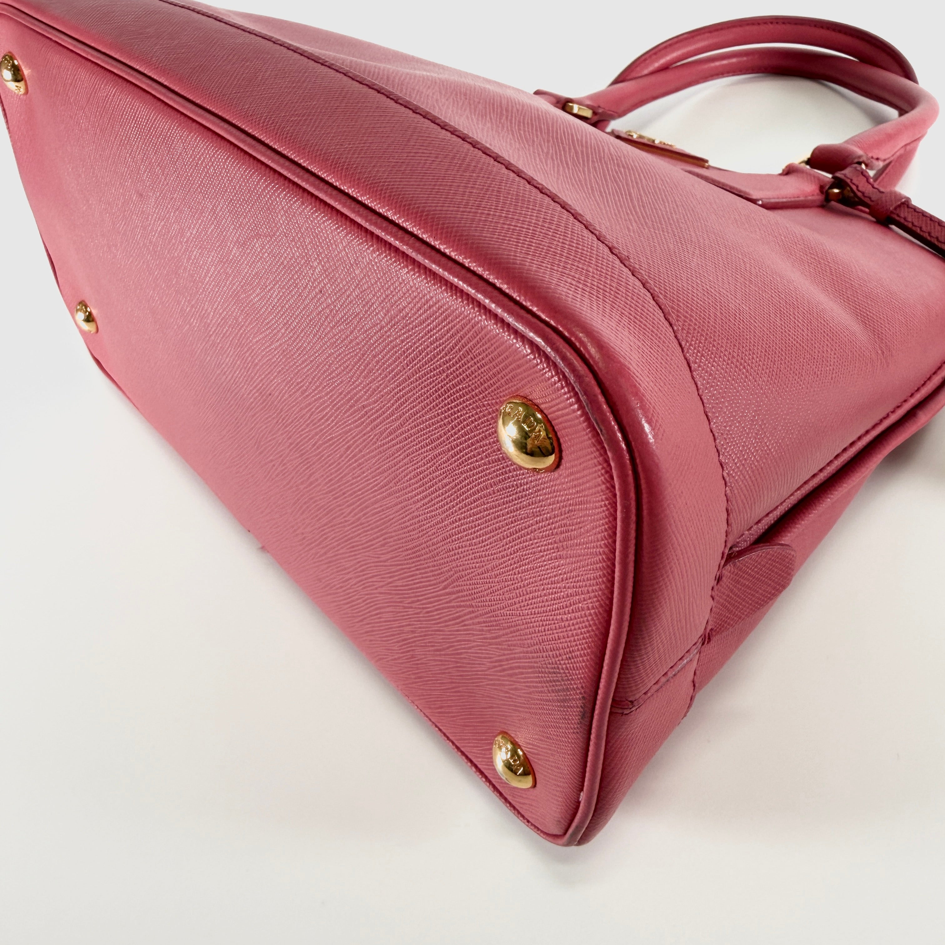 2605 secondhand PRADA hand bag PEONIA