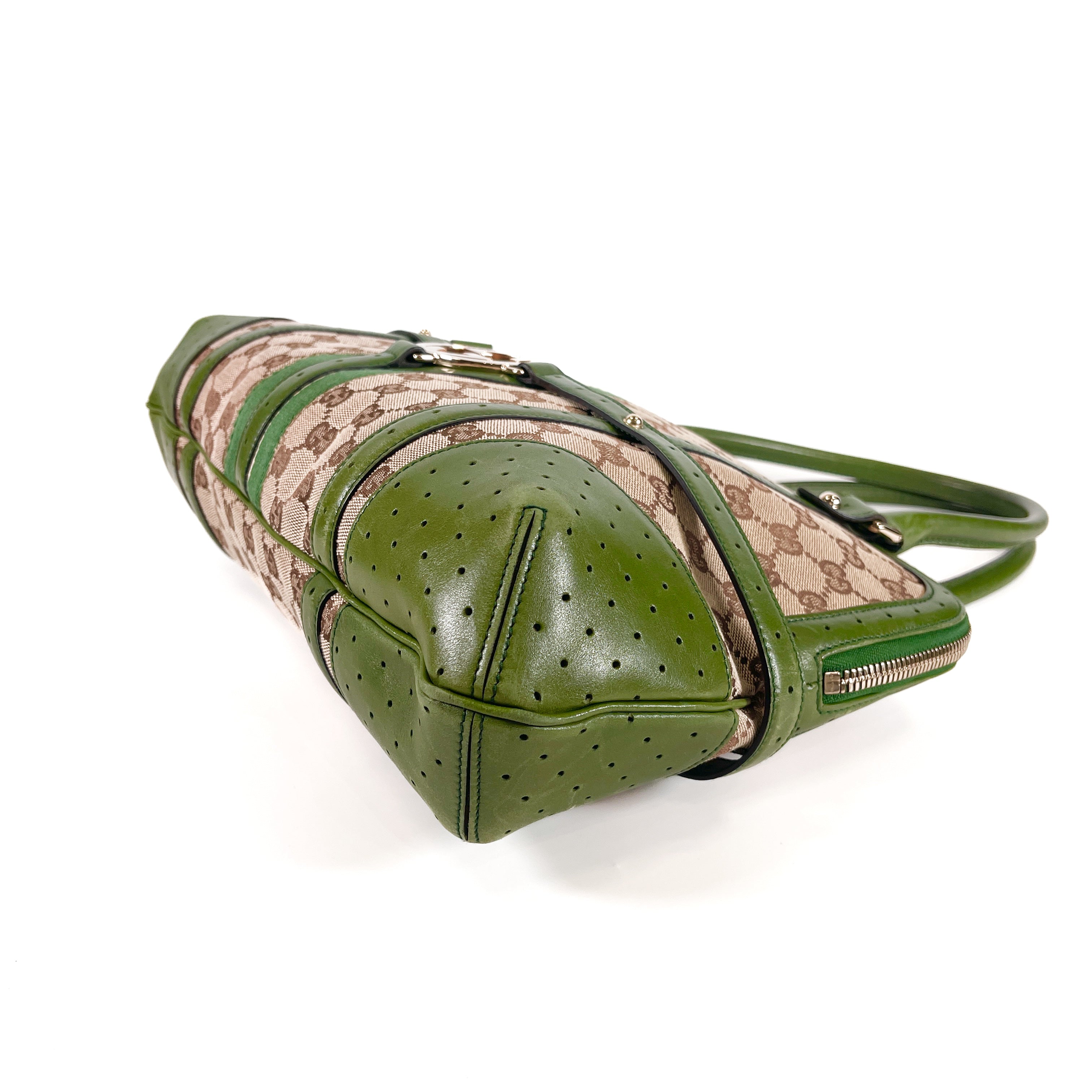 2605 secondhand GUCCI hand bag