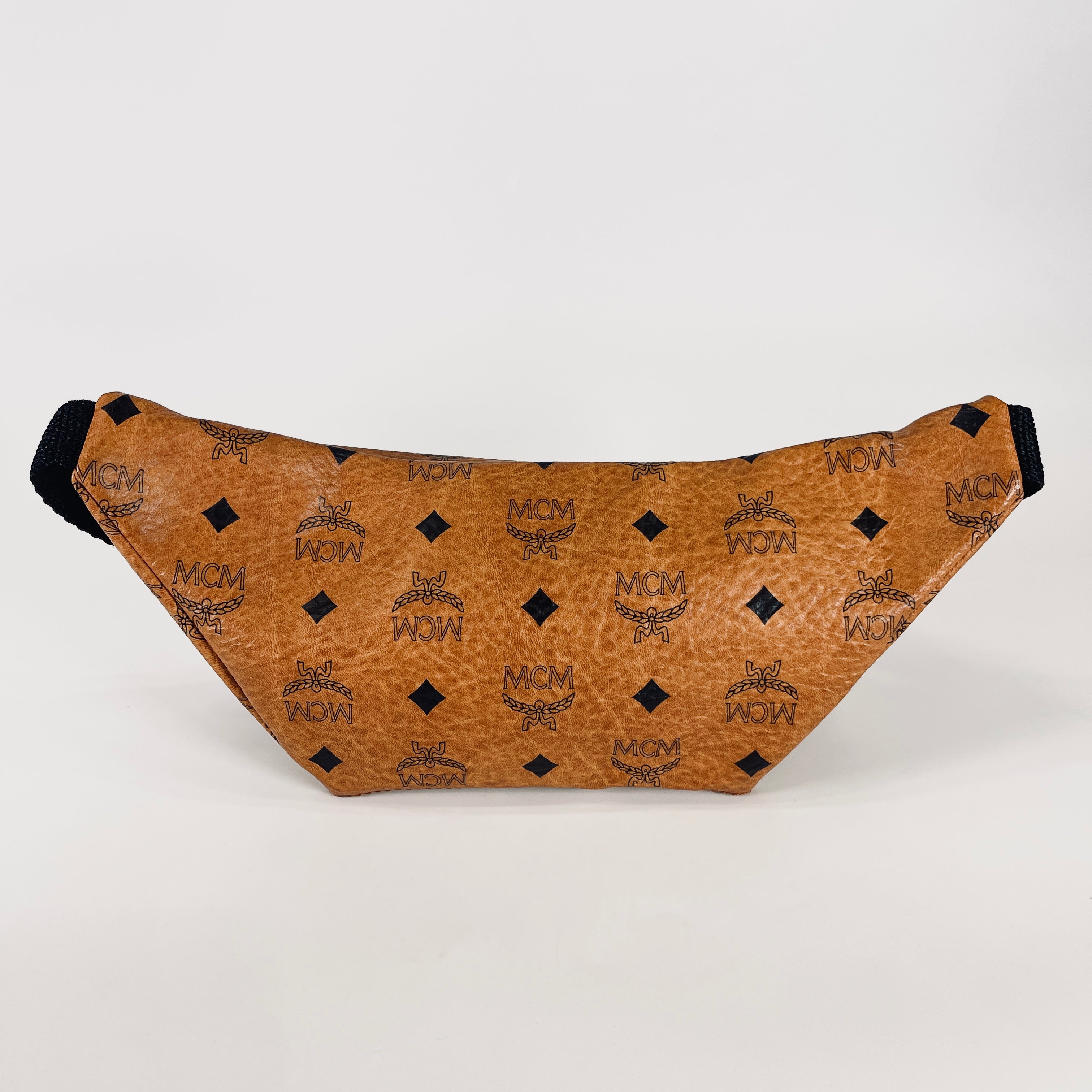 2606 secondhand MCM Waist pouch
