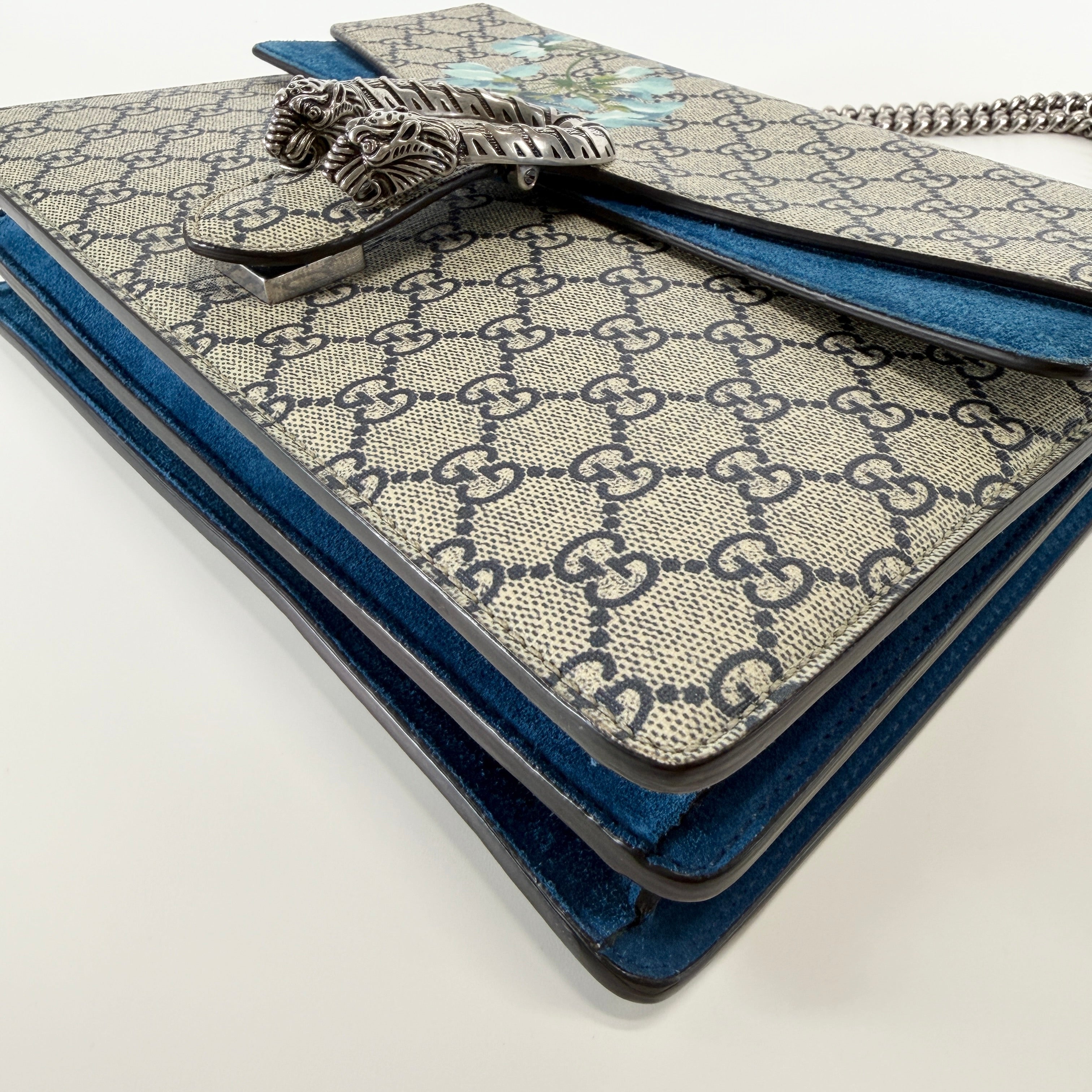 2607 secondhand GUCCI Shoulder bag / Crossbody Bag