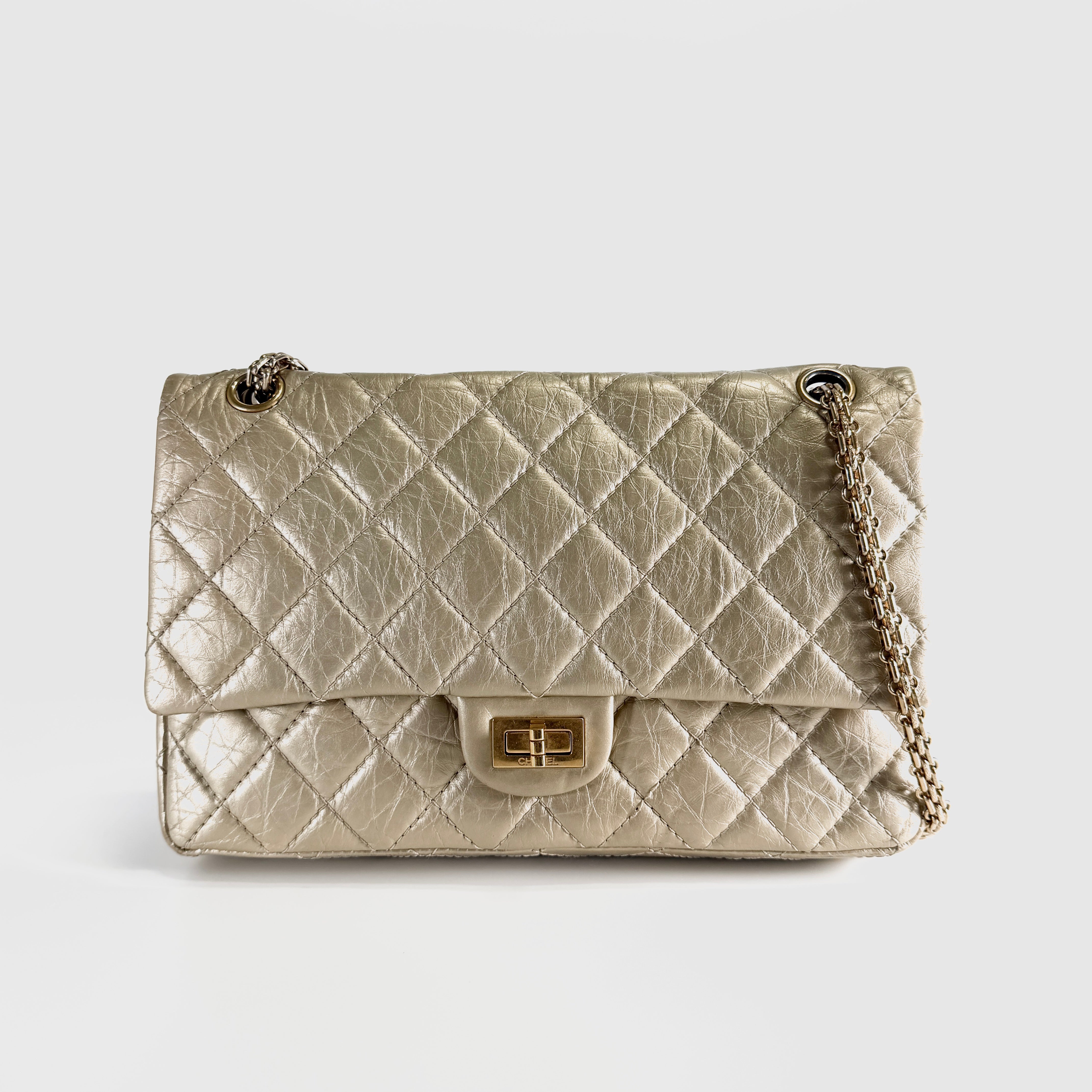 2607 secondhand CHANEL Shoulder bag Recolor
