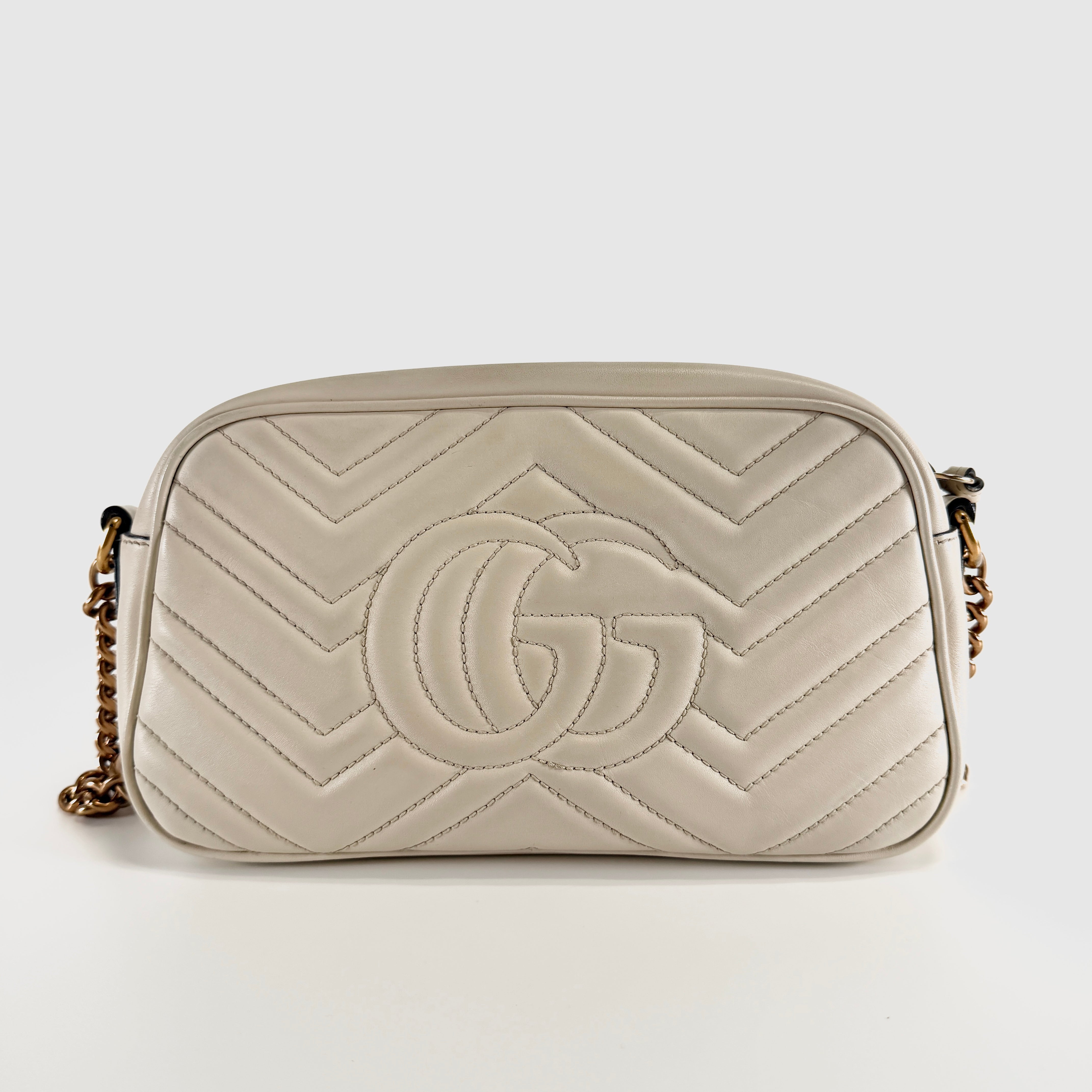 2606 secondhand GUCCI Shoulder bag / Crossbody Bag Marmont shoulder