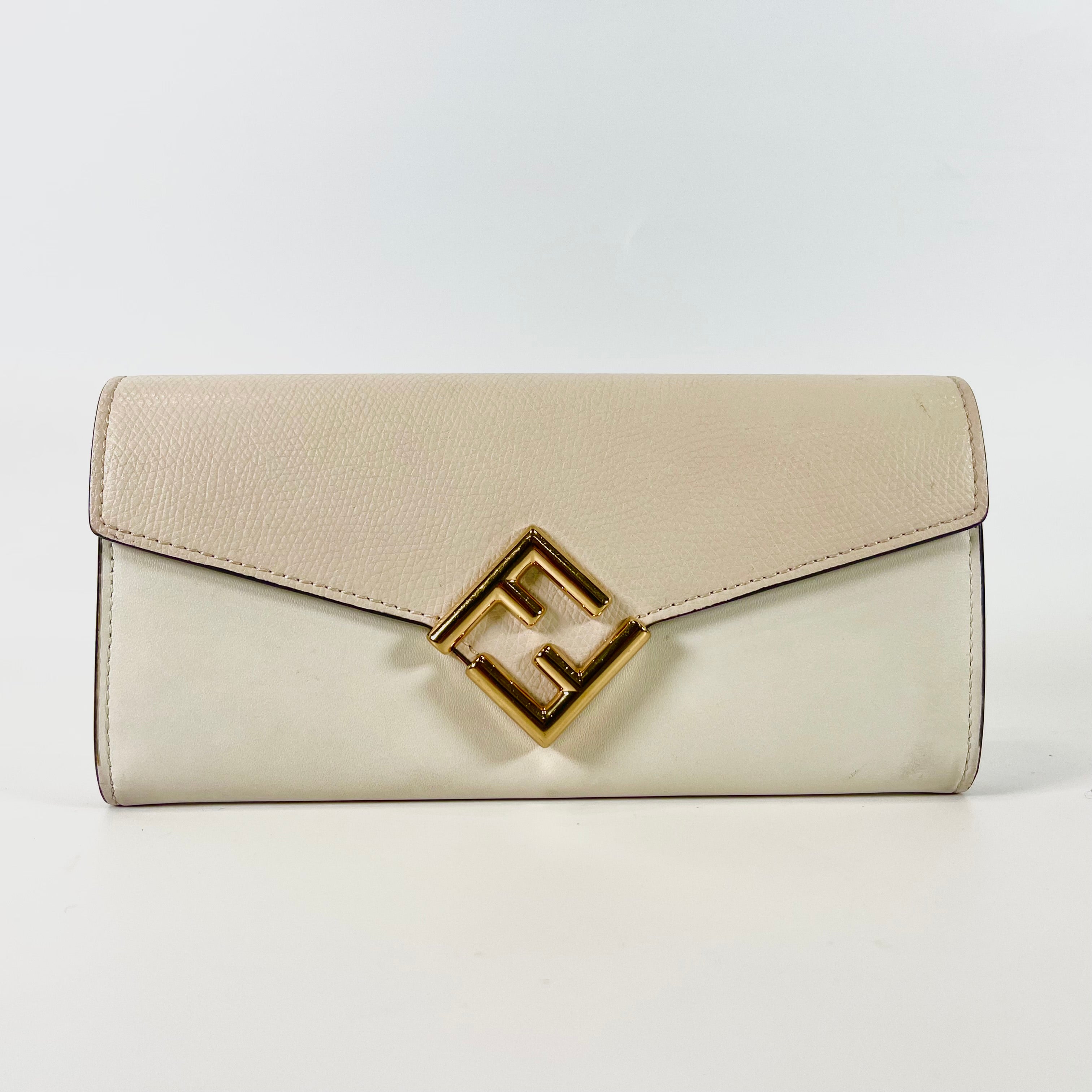 2602 secondhand FENDI FF Diamond Continental Long Wallet white leather 8M0251