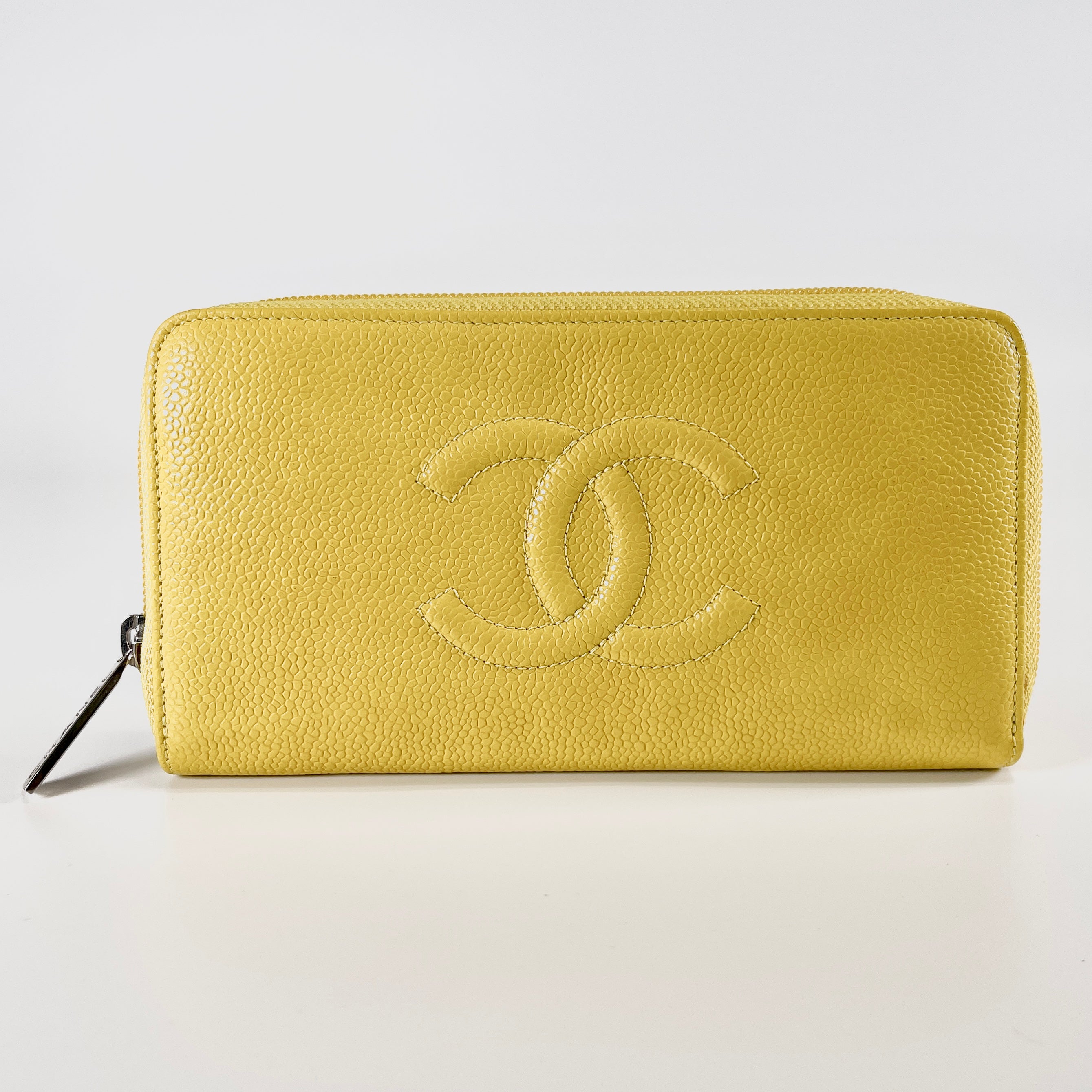 2603 secondhand CHANEL Long wallet