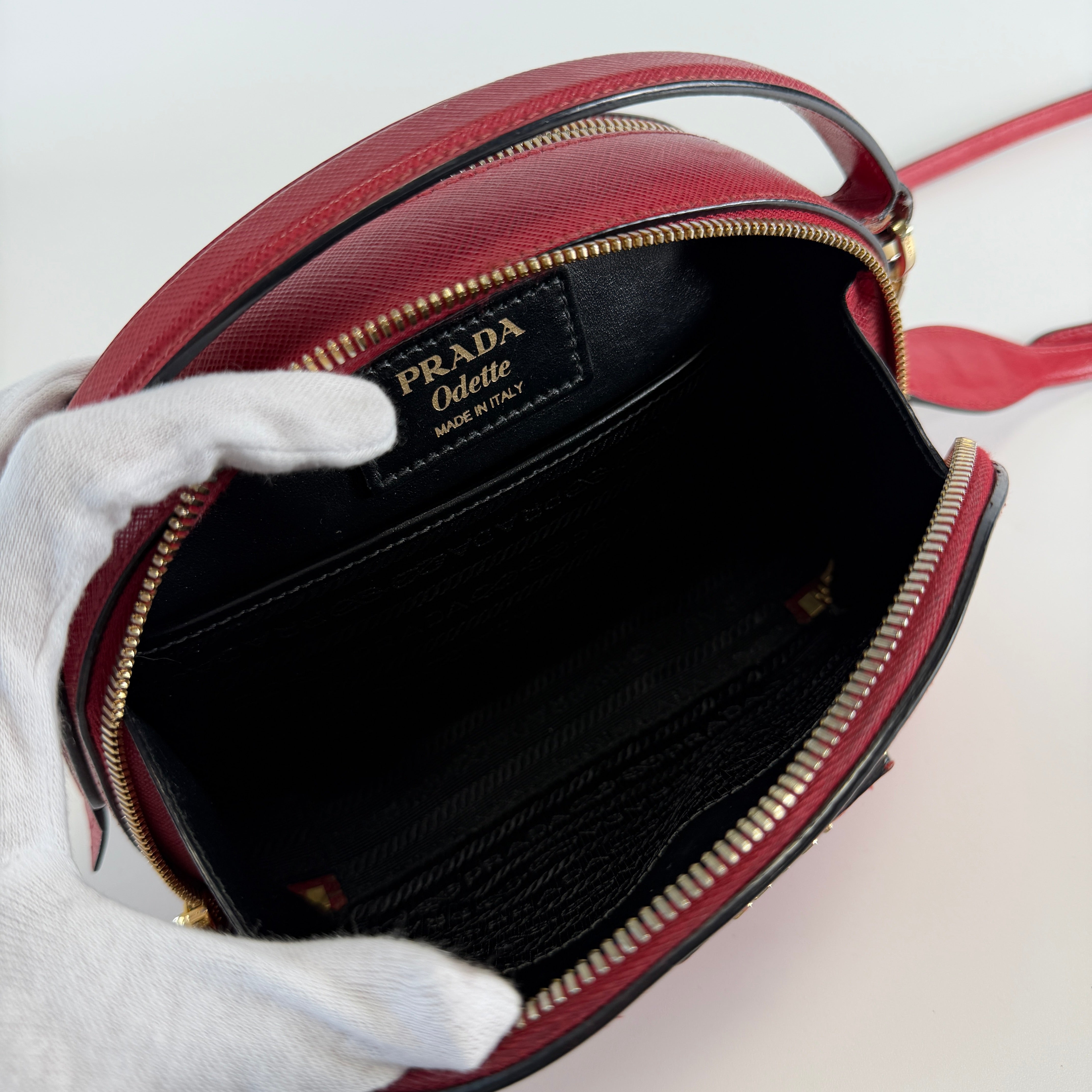 2607 secondhand PRADA mini shoulder Red