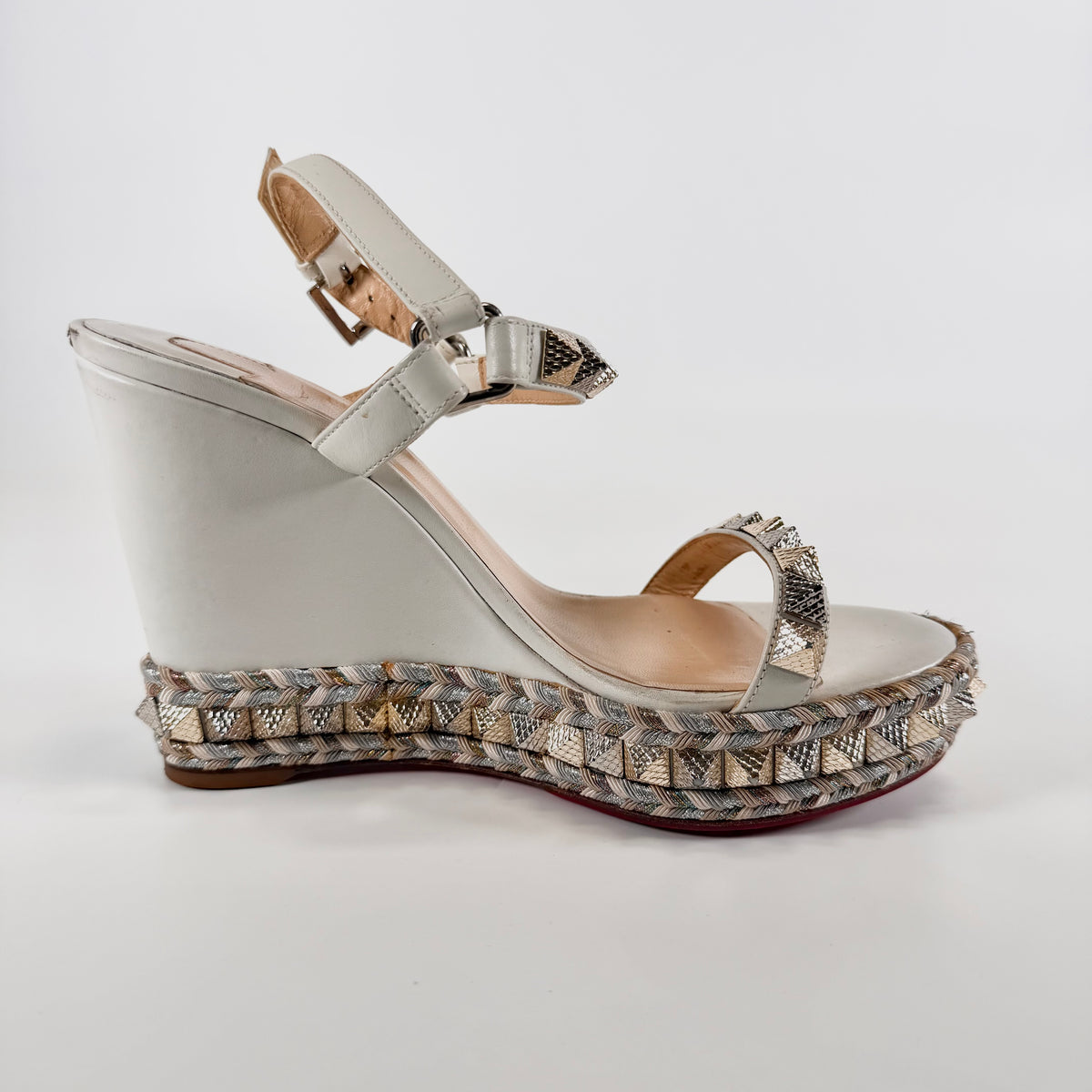 2607 secondhand Christian LouboutinChristian Louboutin Kuro leather Wedge sole Sandals 39 Women's white spy studs drawstring dust bag parts ? Galle